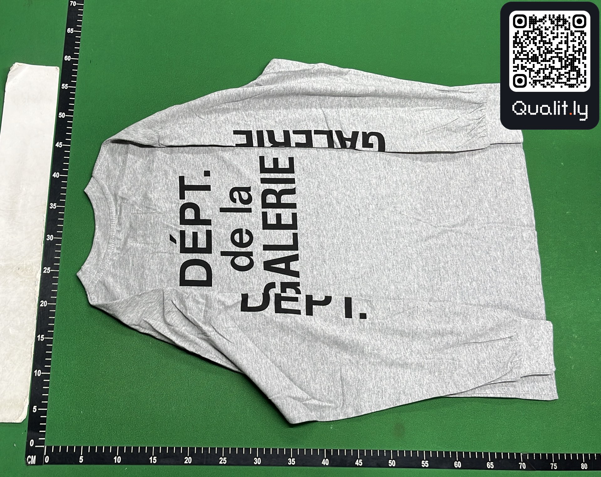 T恤 QC 照片 3 / 44