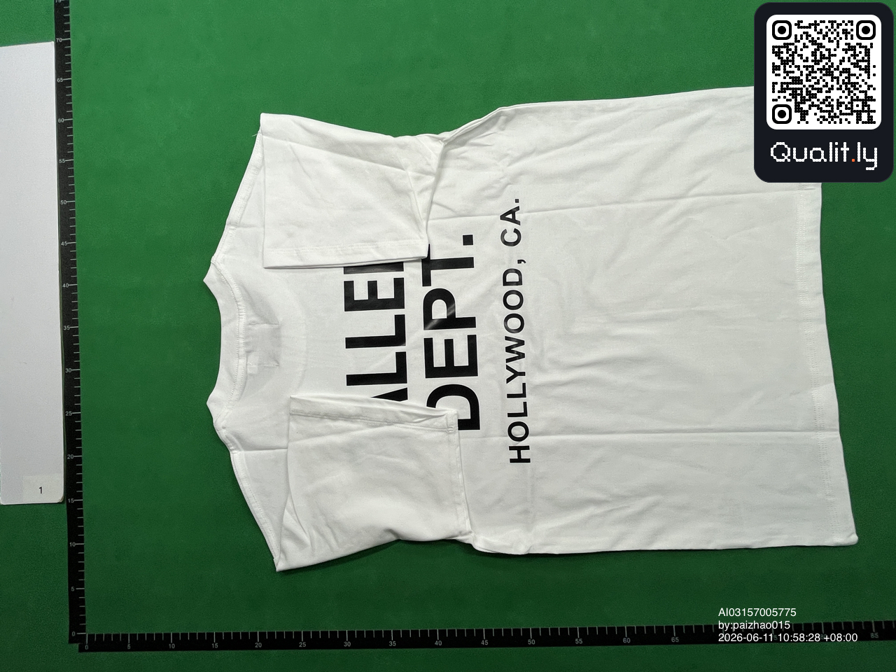T-shirt — foto QC 2 di 90
