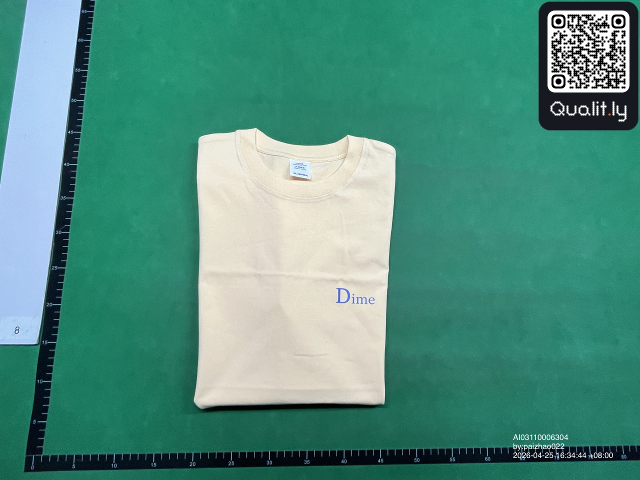 T-shirt — foto QC 1 de 8