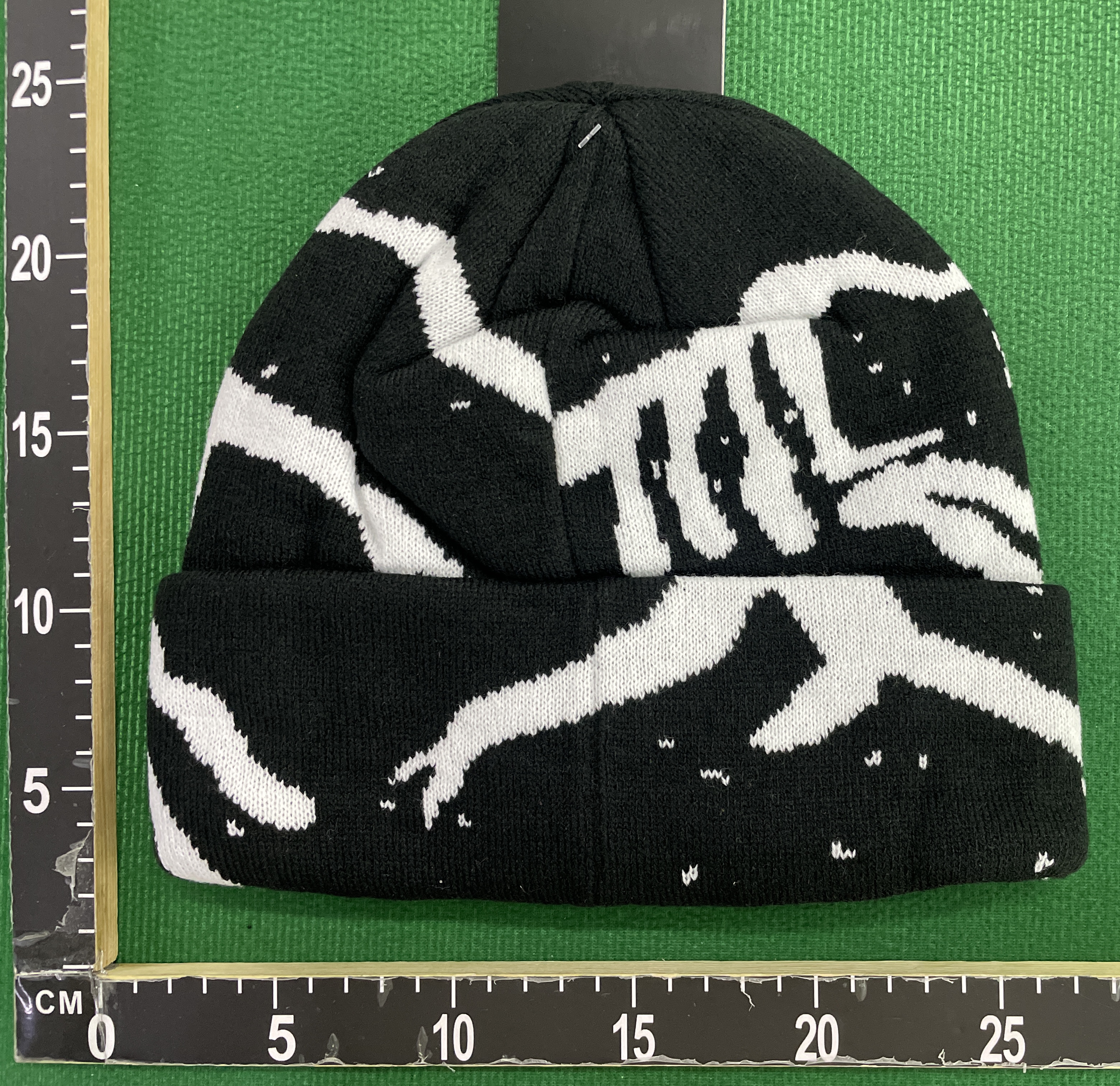 Beanie QC photo 1 of 9