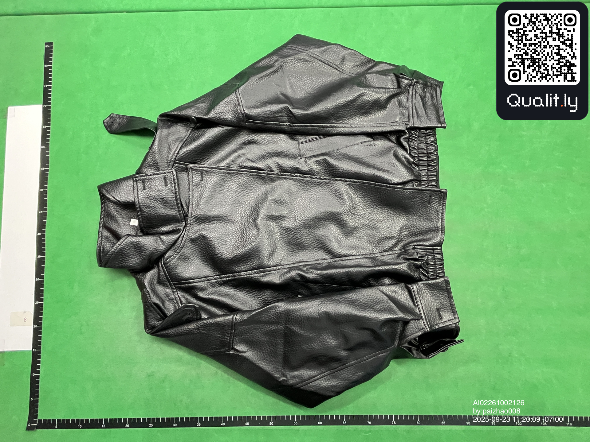 Jacket QC photo 3 of 4