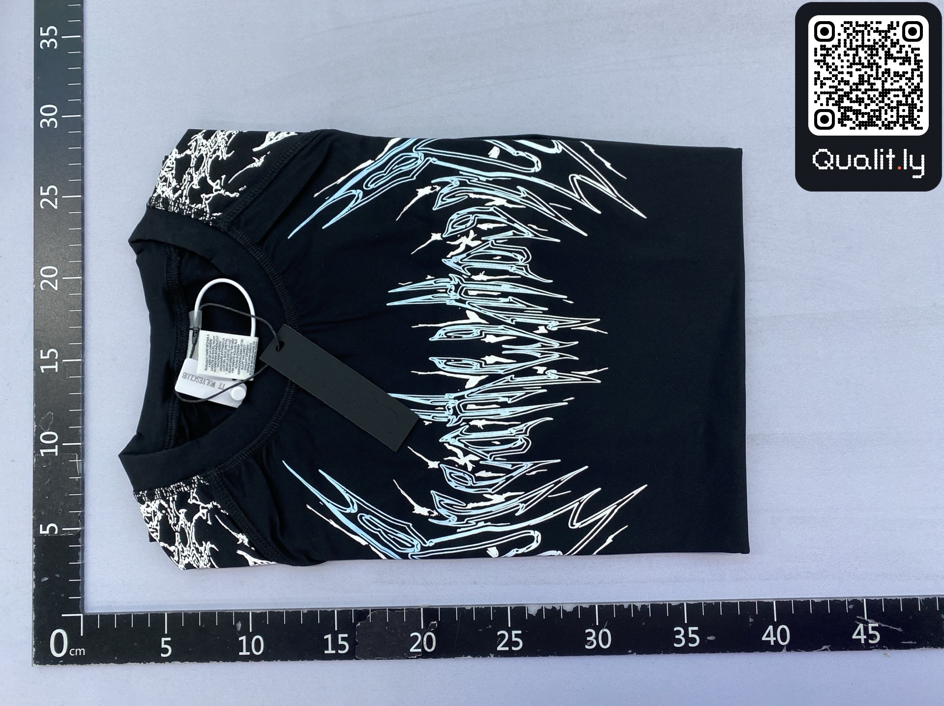T-shirt — QC-foto 1 av 22