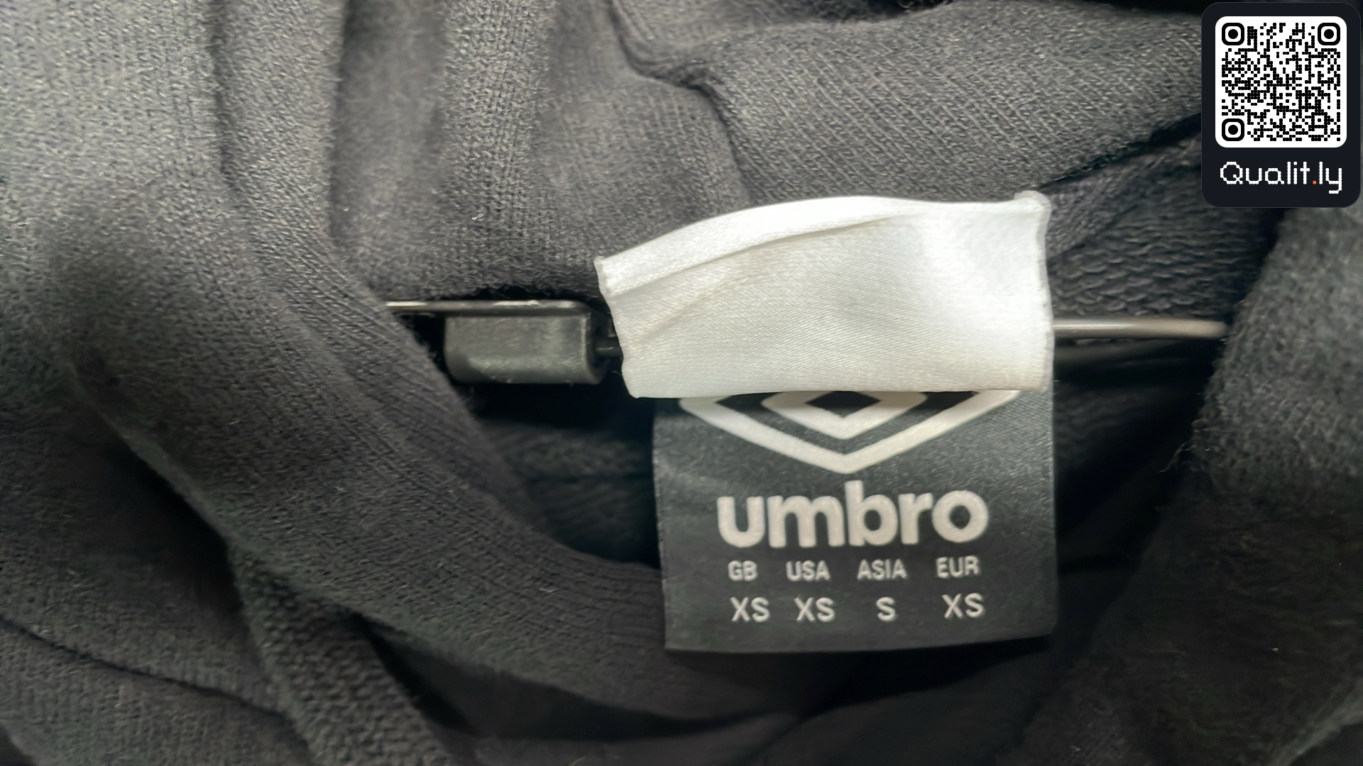 Hoodie — QC-foto 1 van 14