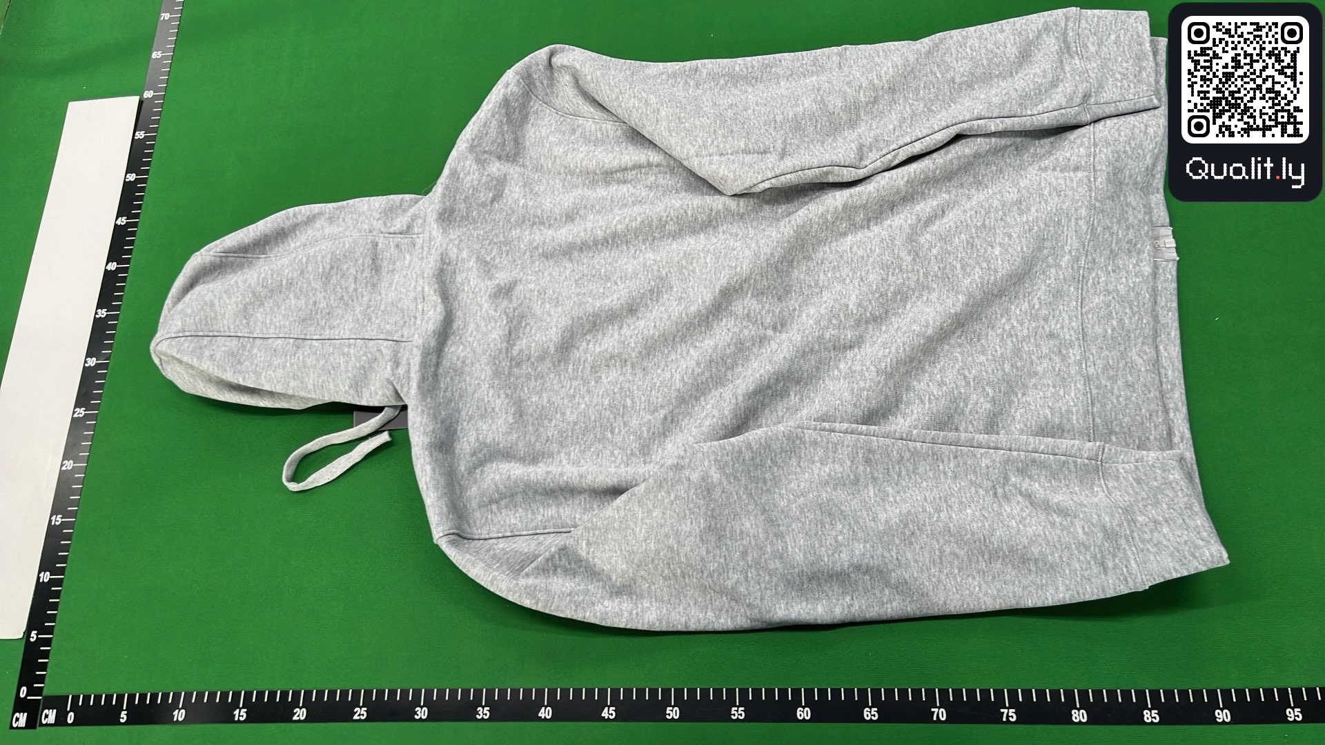 Hoodie QC photo 3 of 16