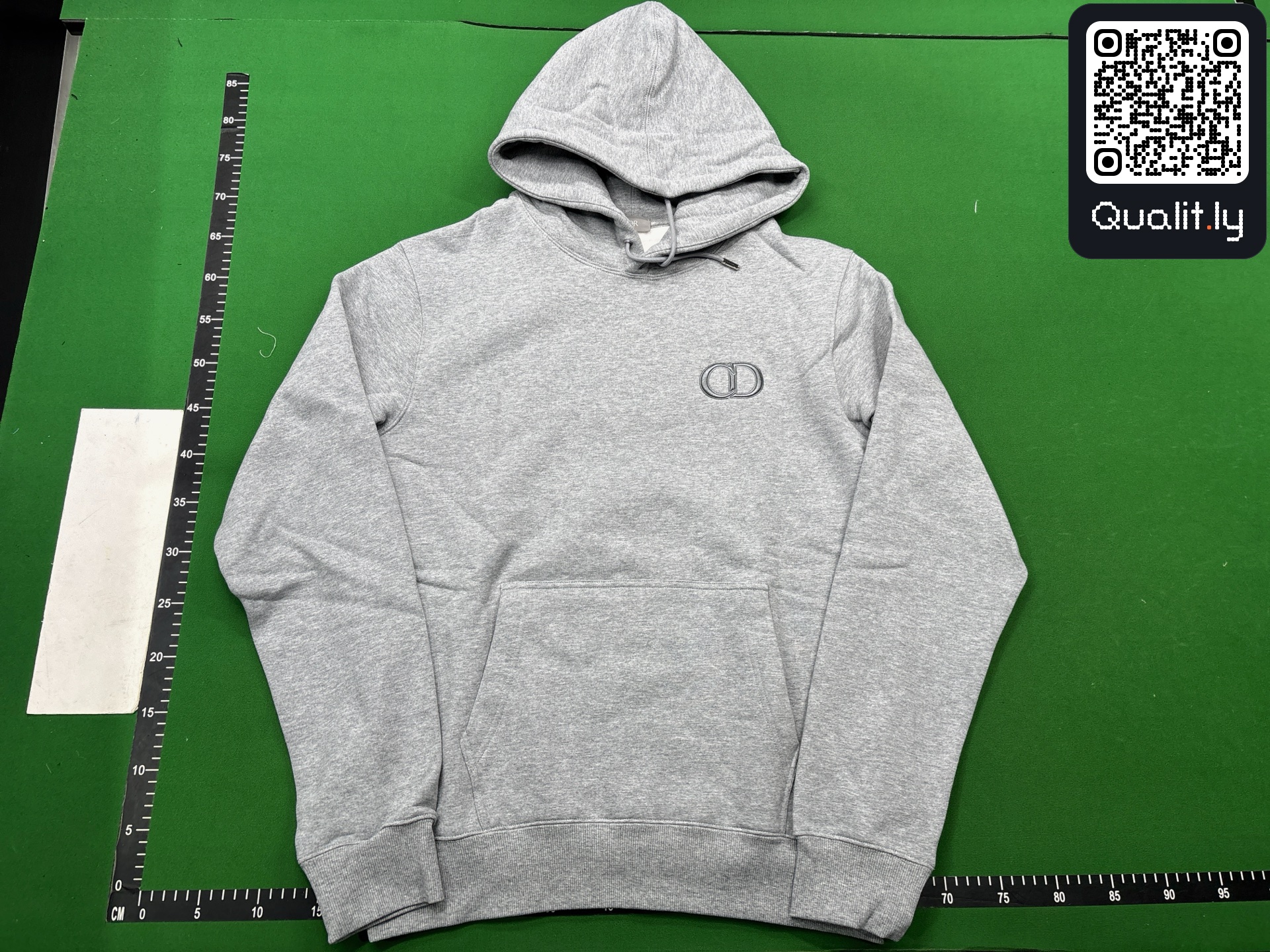 Hoodie — QC-foto 2 av 8