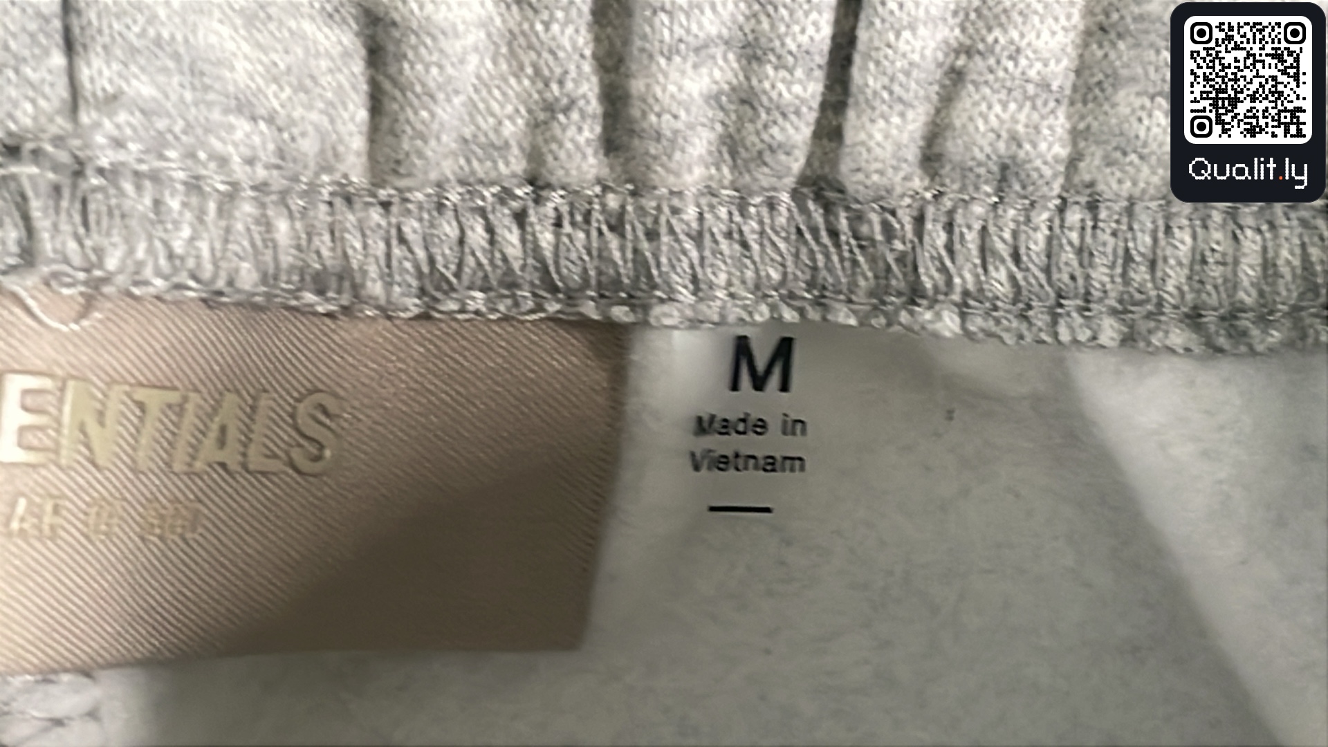 Hoodie — QC-Foto 1 von 1500