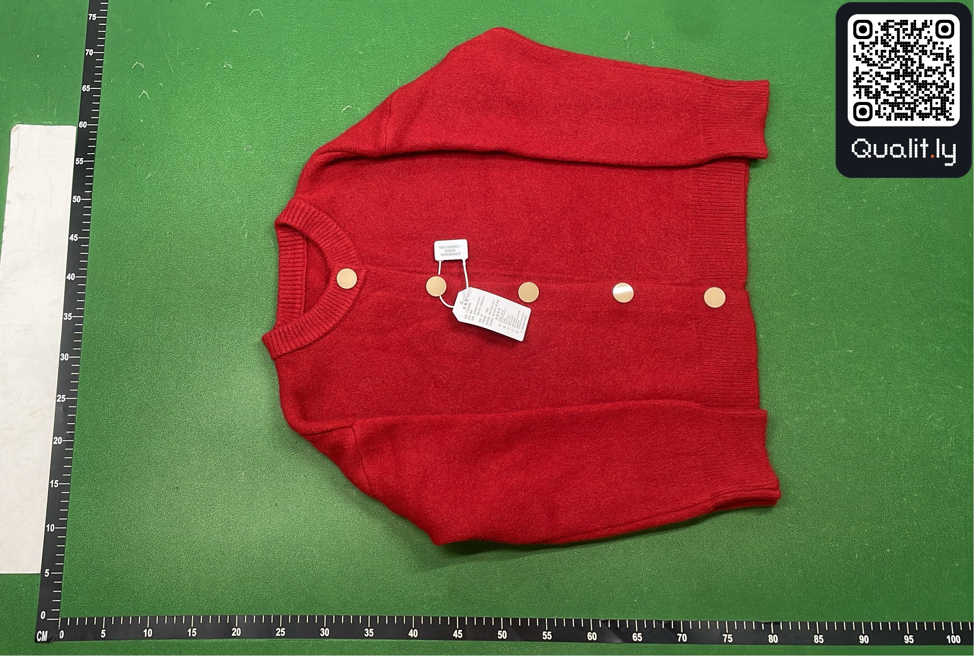 毛衣 QC 照片 1 / 3