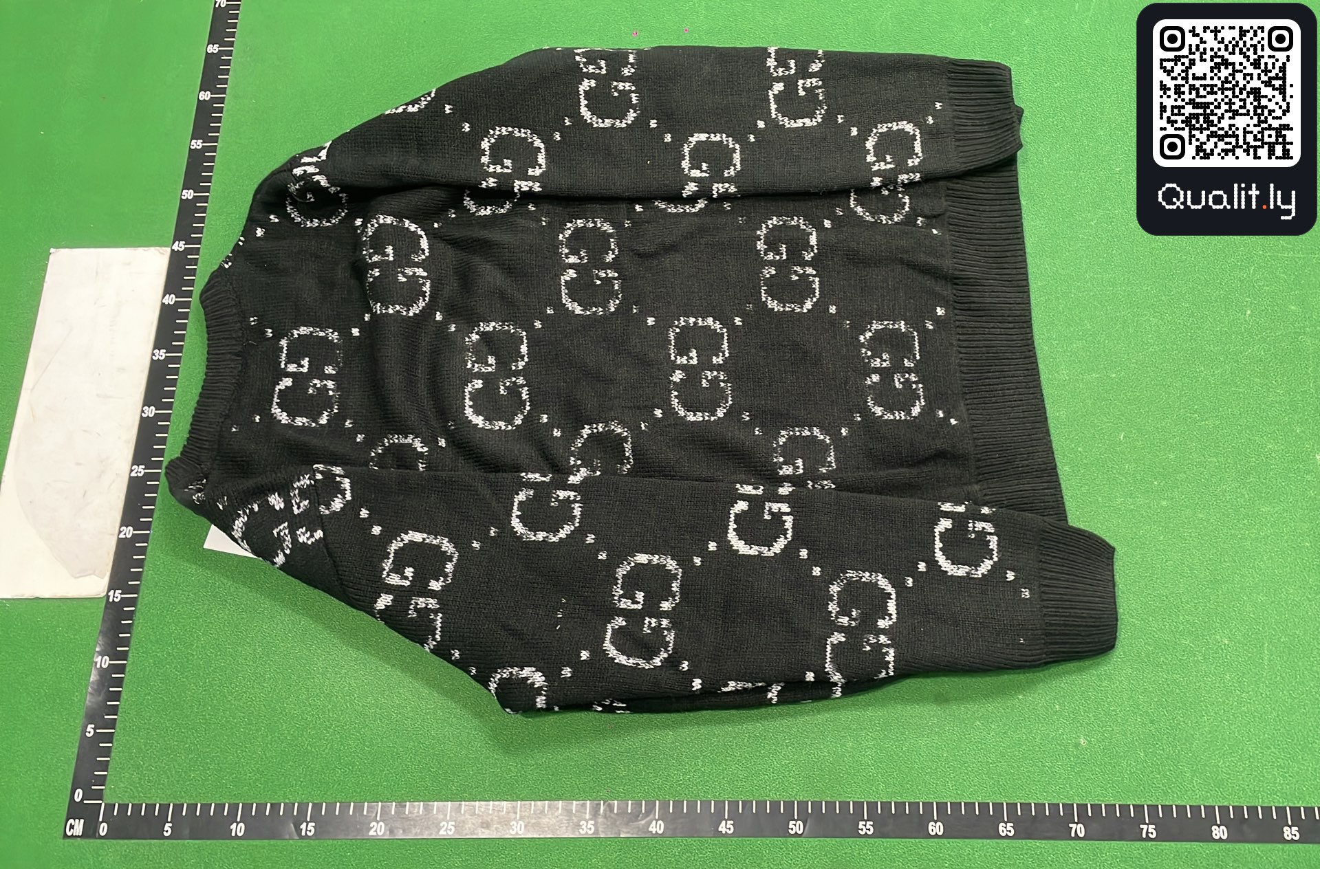Sweater QC photo 3 of 8