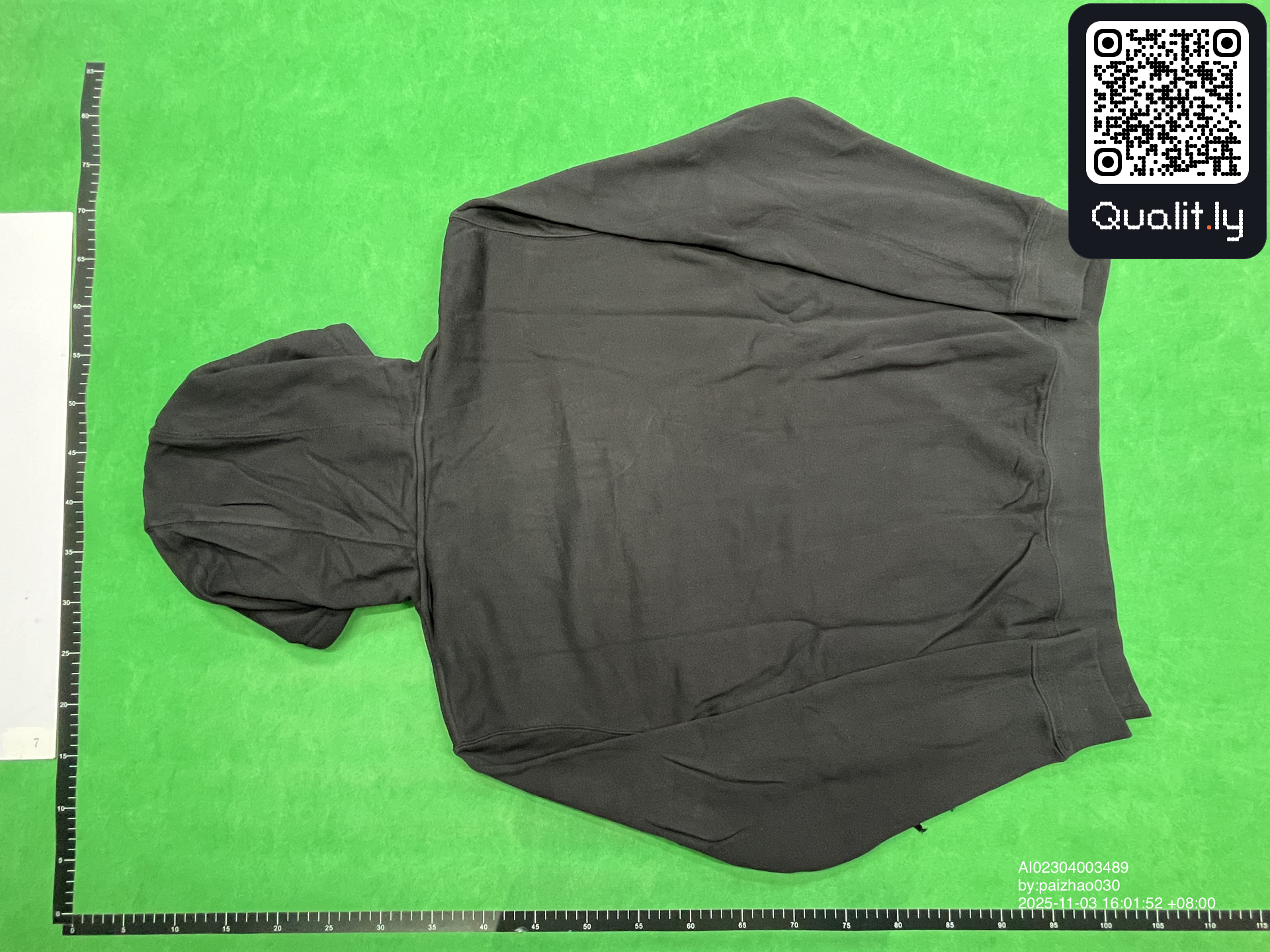 Sudadera con capucha — foto QC 2 de 4