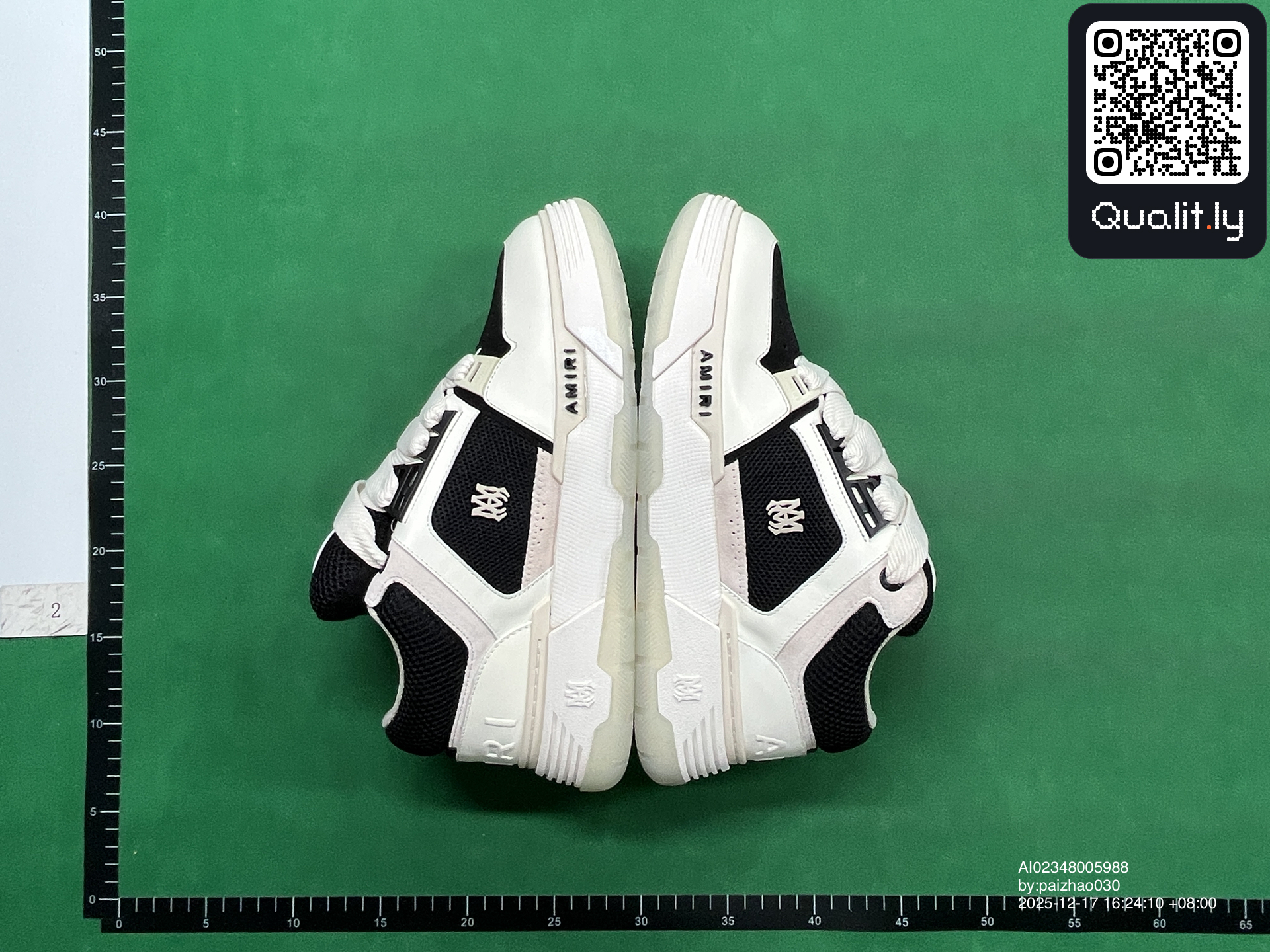 Baskets — photo QC 2 sur 60