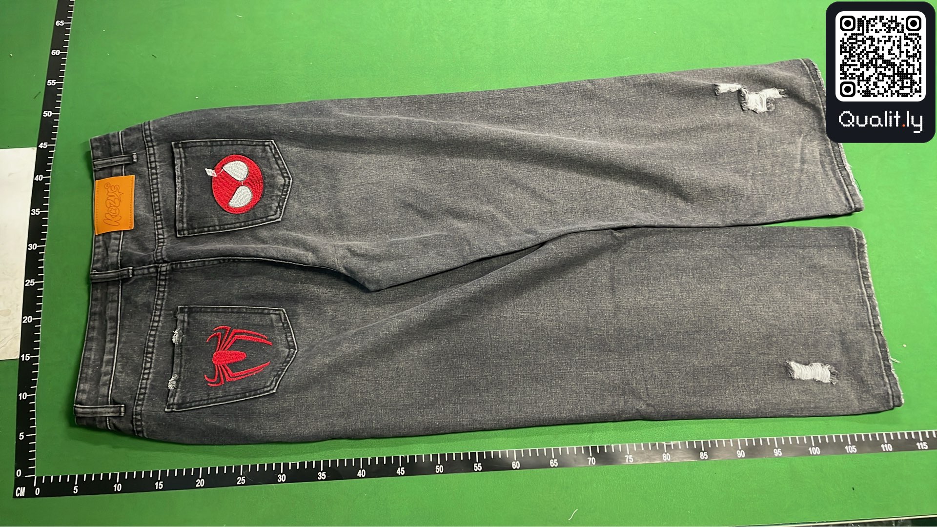 Jeans QC photo 3 of 8