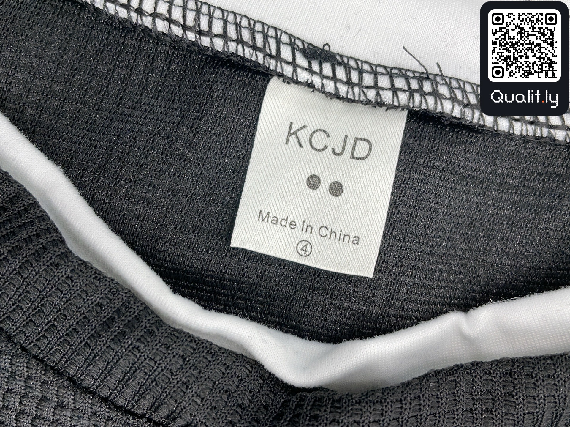 Pullover — QC-Foto 2 von 26