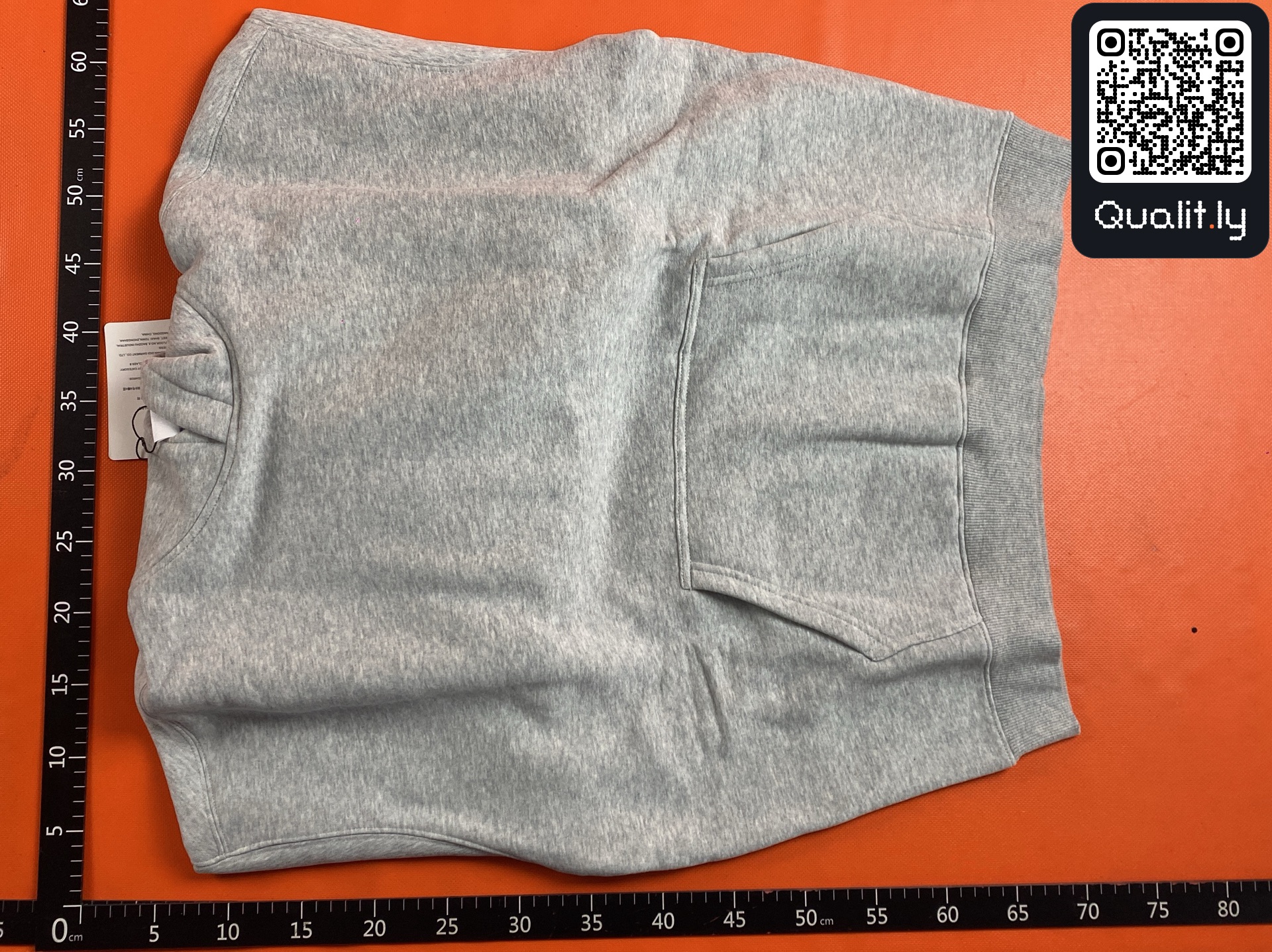 Camisola com capuz — foto QC 2 de 131