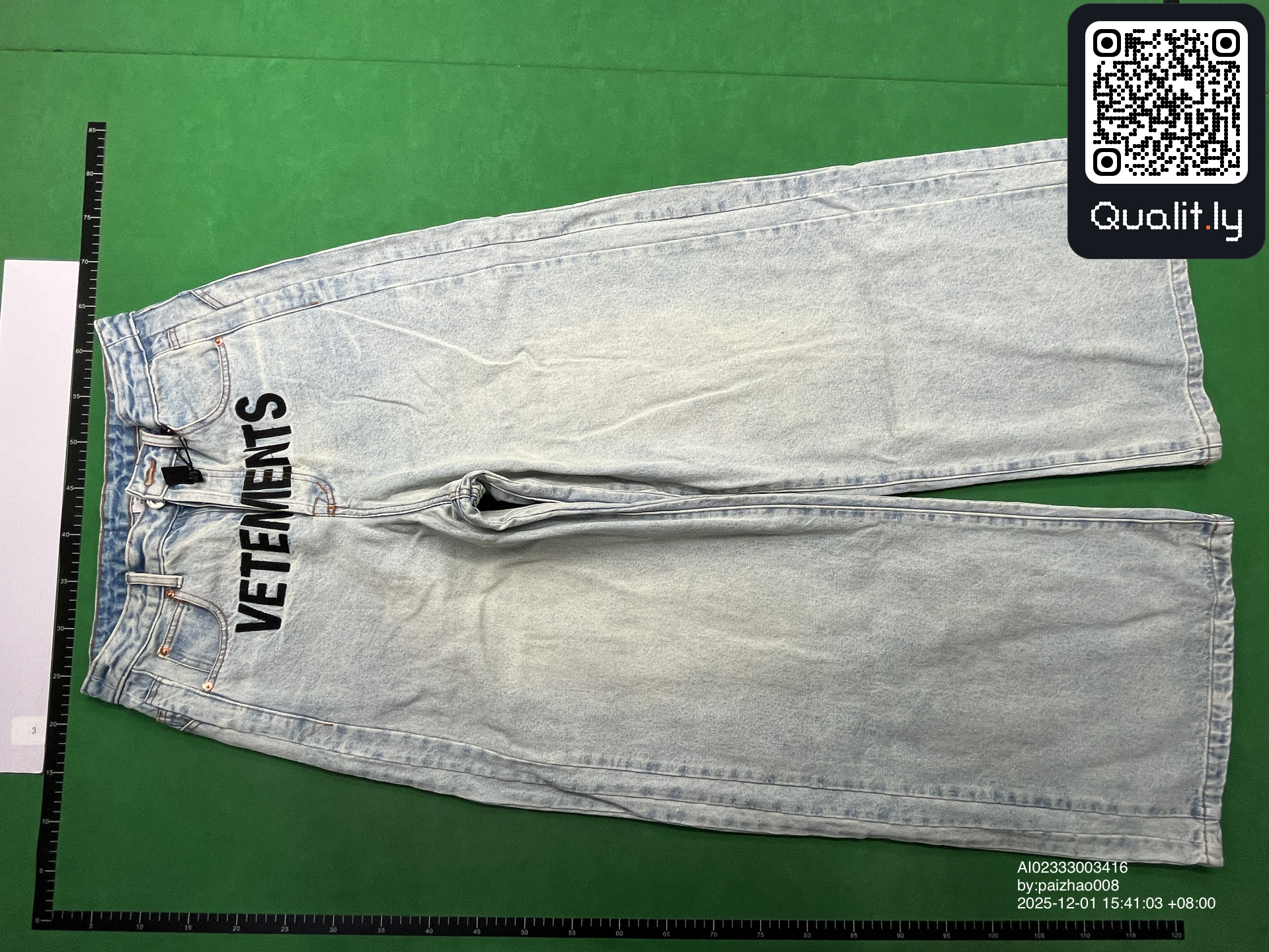 Jeans — QC-Foto 3 von 30