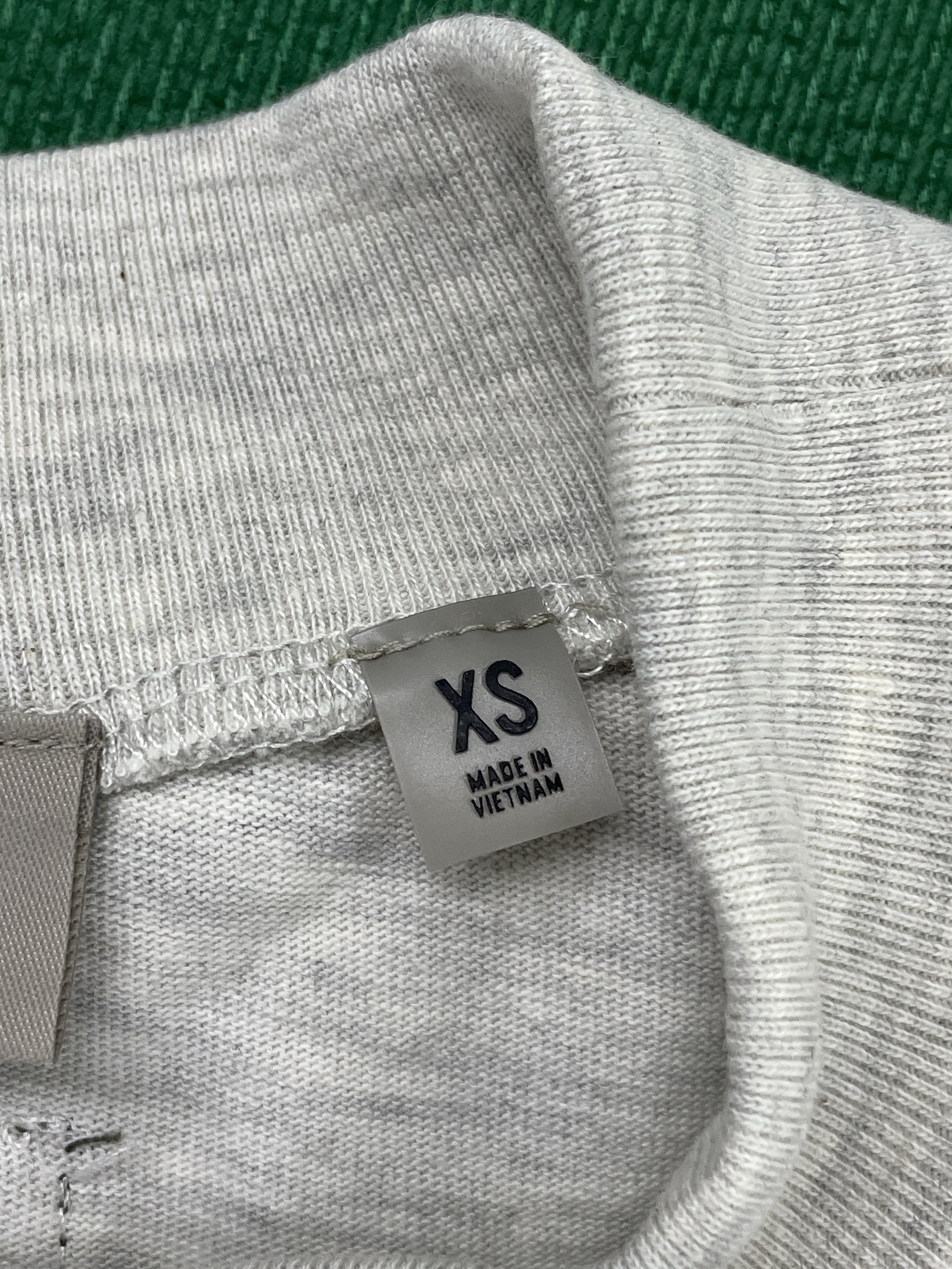 Camiseta — foto QC 2 de 99