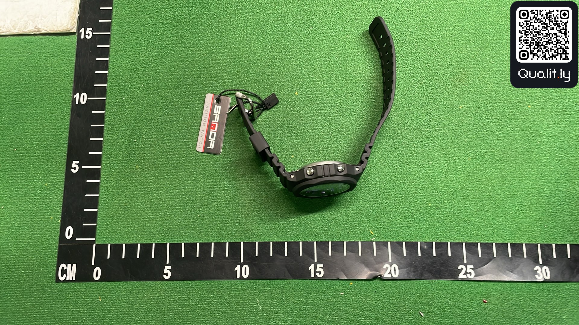 Uhr — QC-Foto 3 von 9