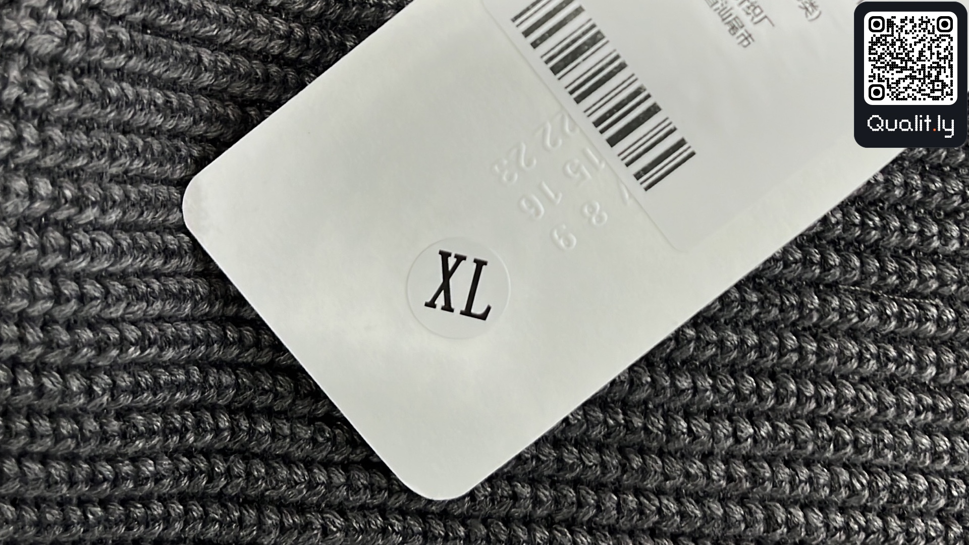 Sweater QC photo 1 of 138