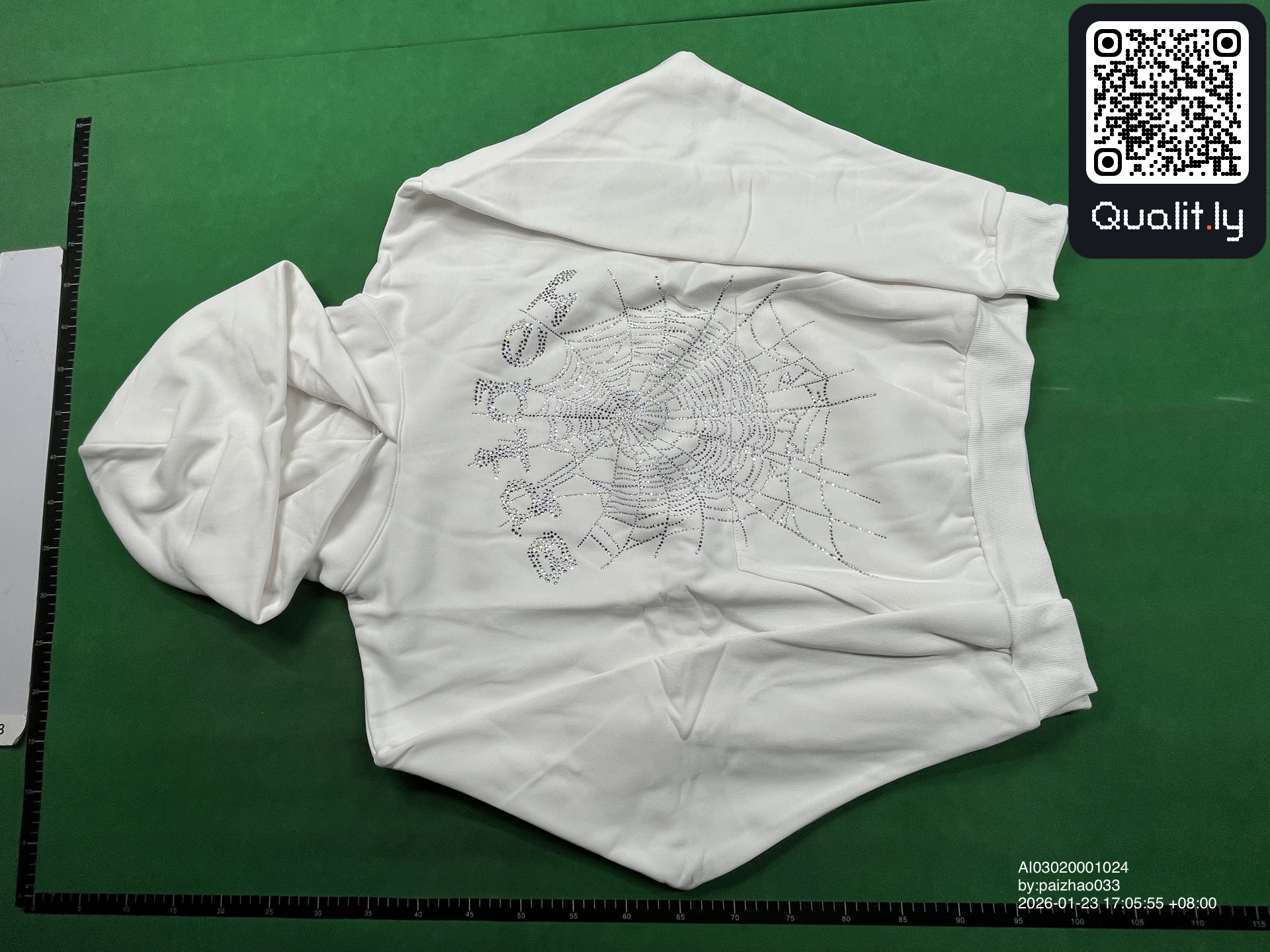 Sudadera con capucha — foto QC 3 de 4