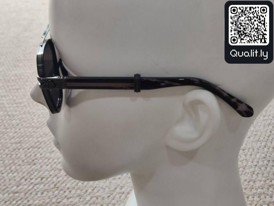 Okulary przeciwsłoneczne — zdjęcie QC 3 z 20