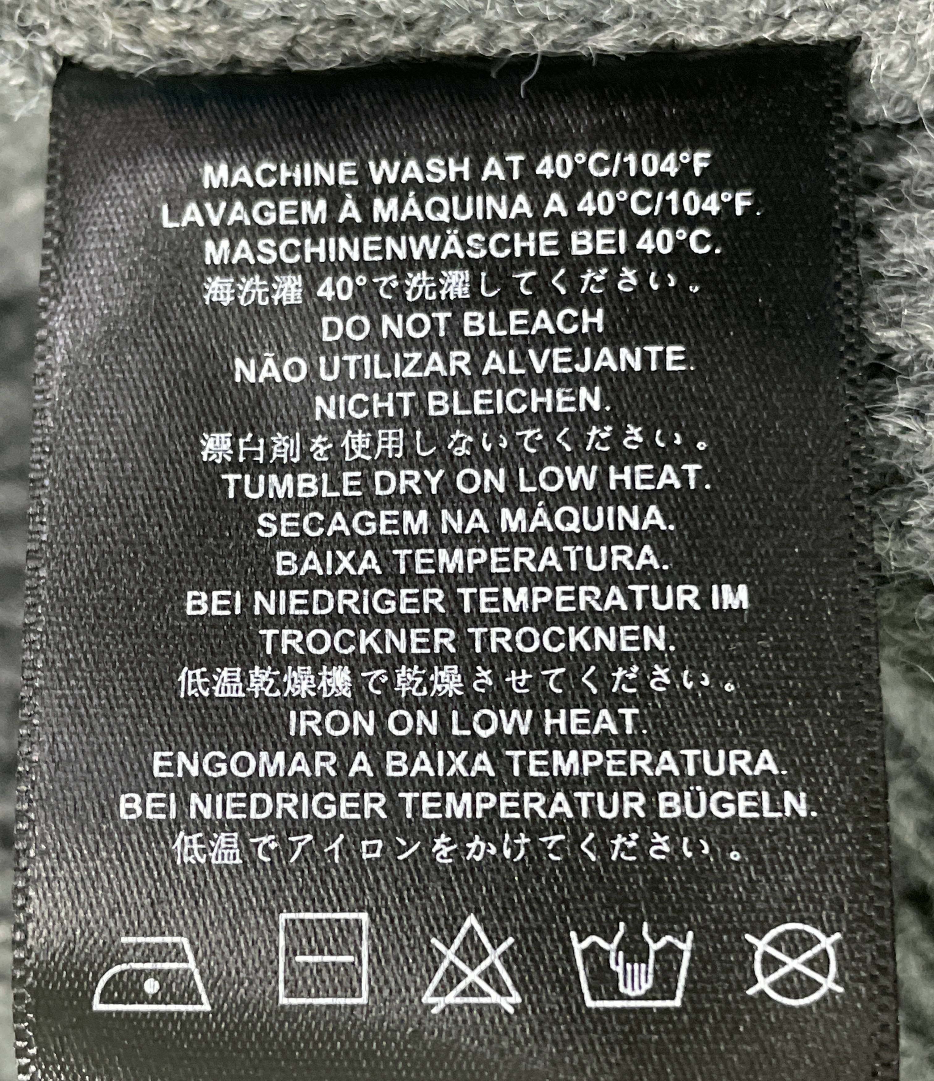 Sweater QC photo 2 of 30