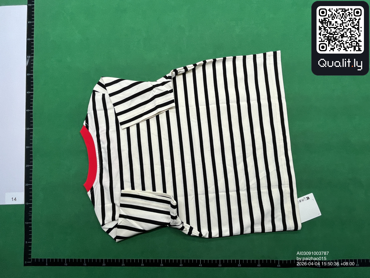 T-shirt — QC-foto 2 av 4