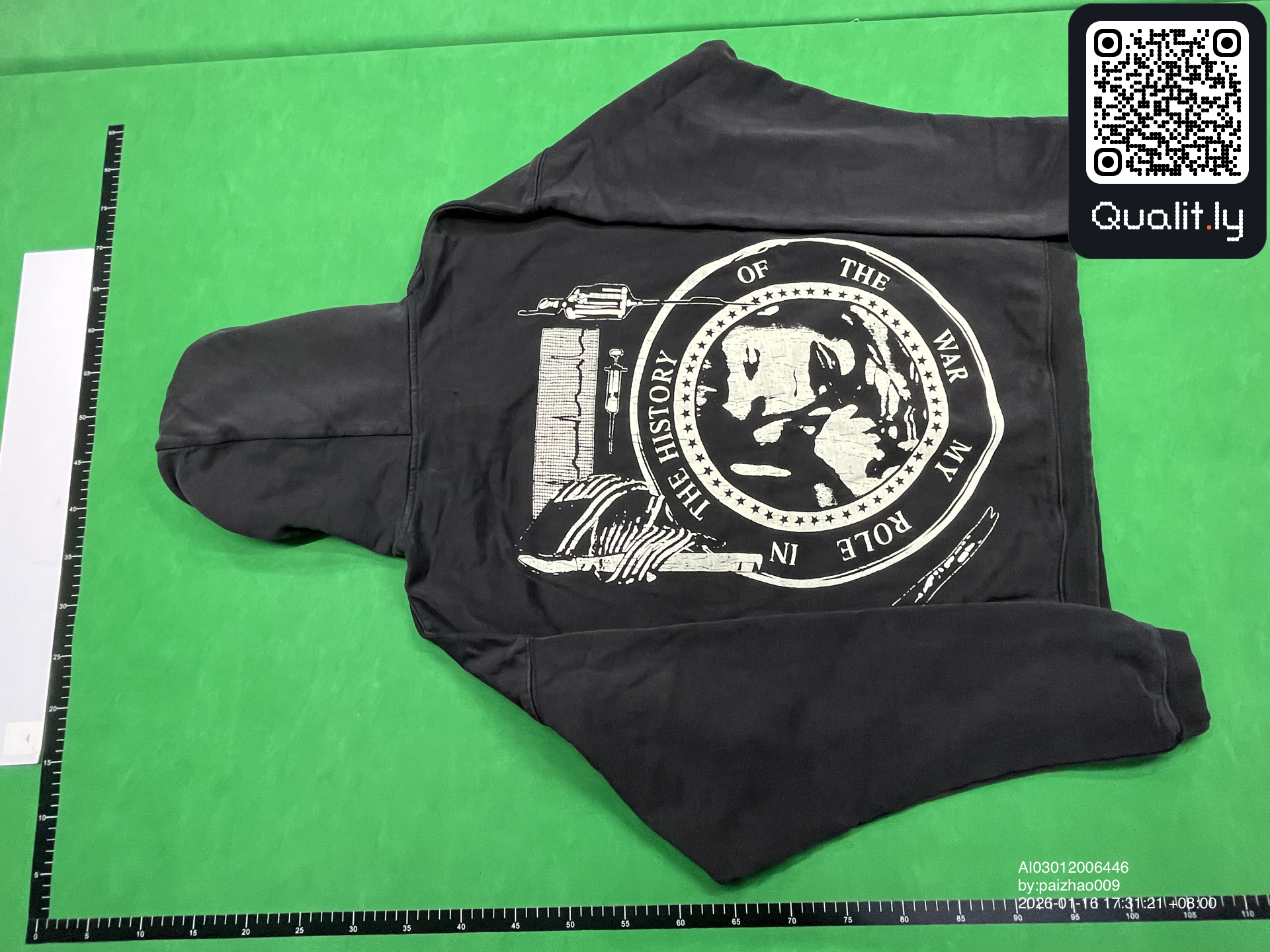 Hoodie — QC-foto 2 van 8