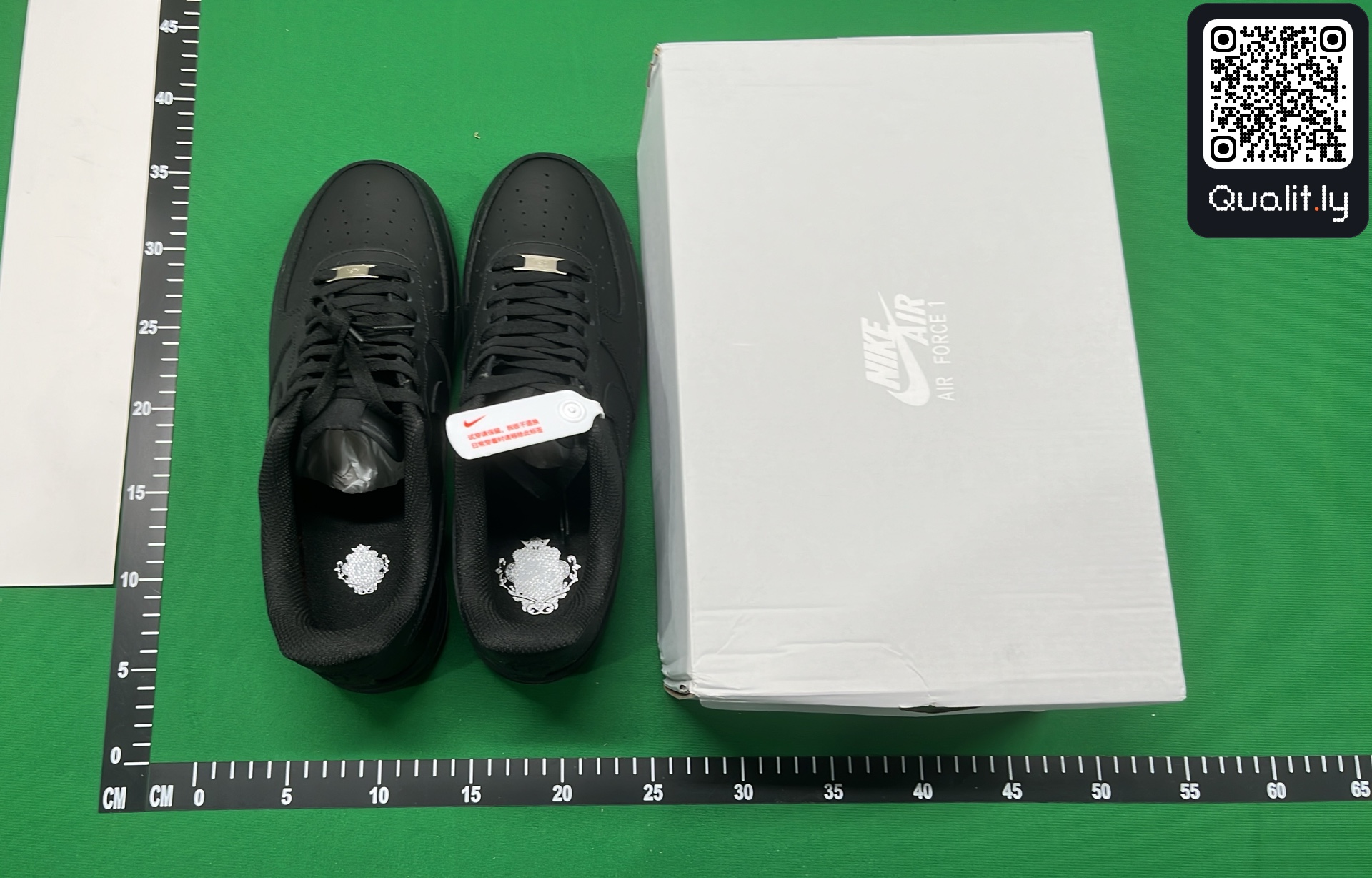 Sneakers — QC-foto 1 van 36