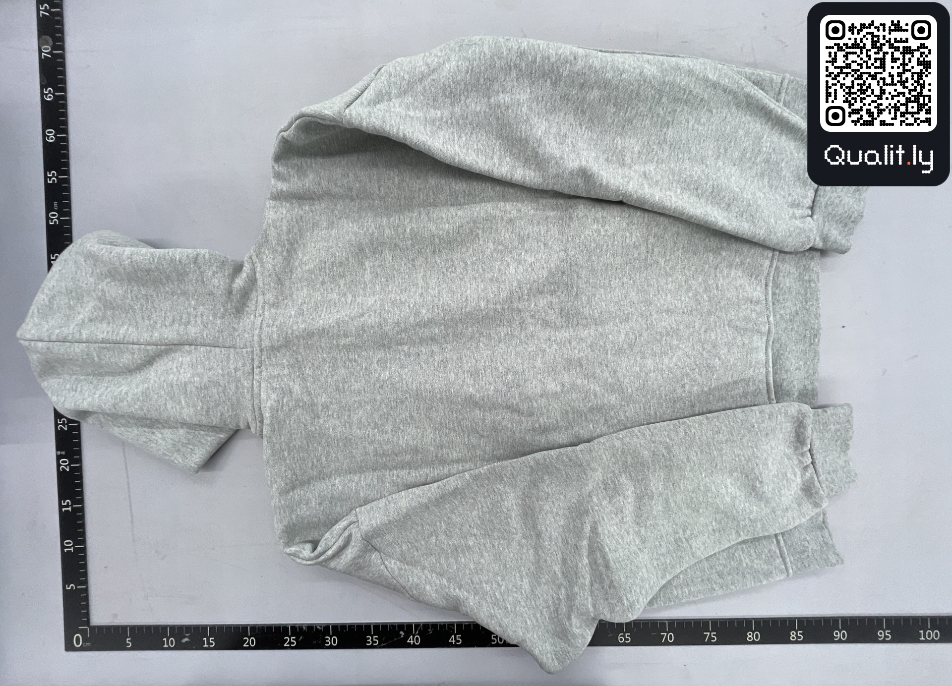 Hoodie — QC-foto 2 av 151