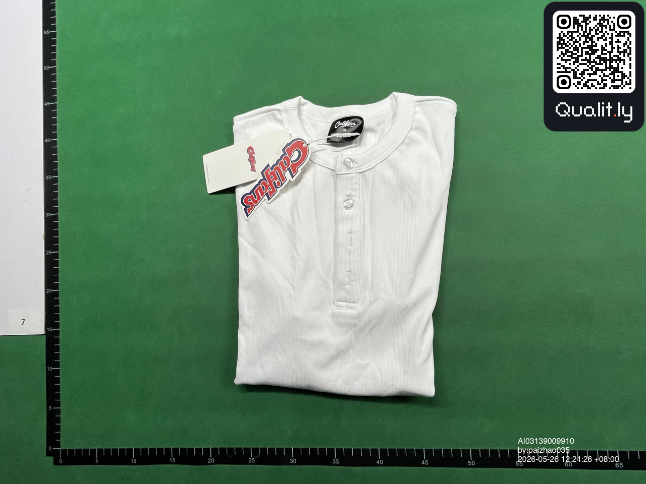T-Shirt — QC-Foto 1 von 4