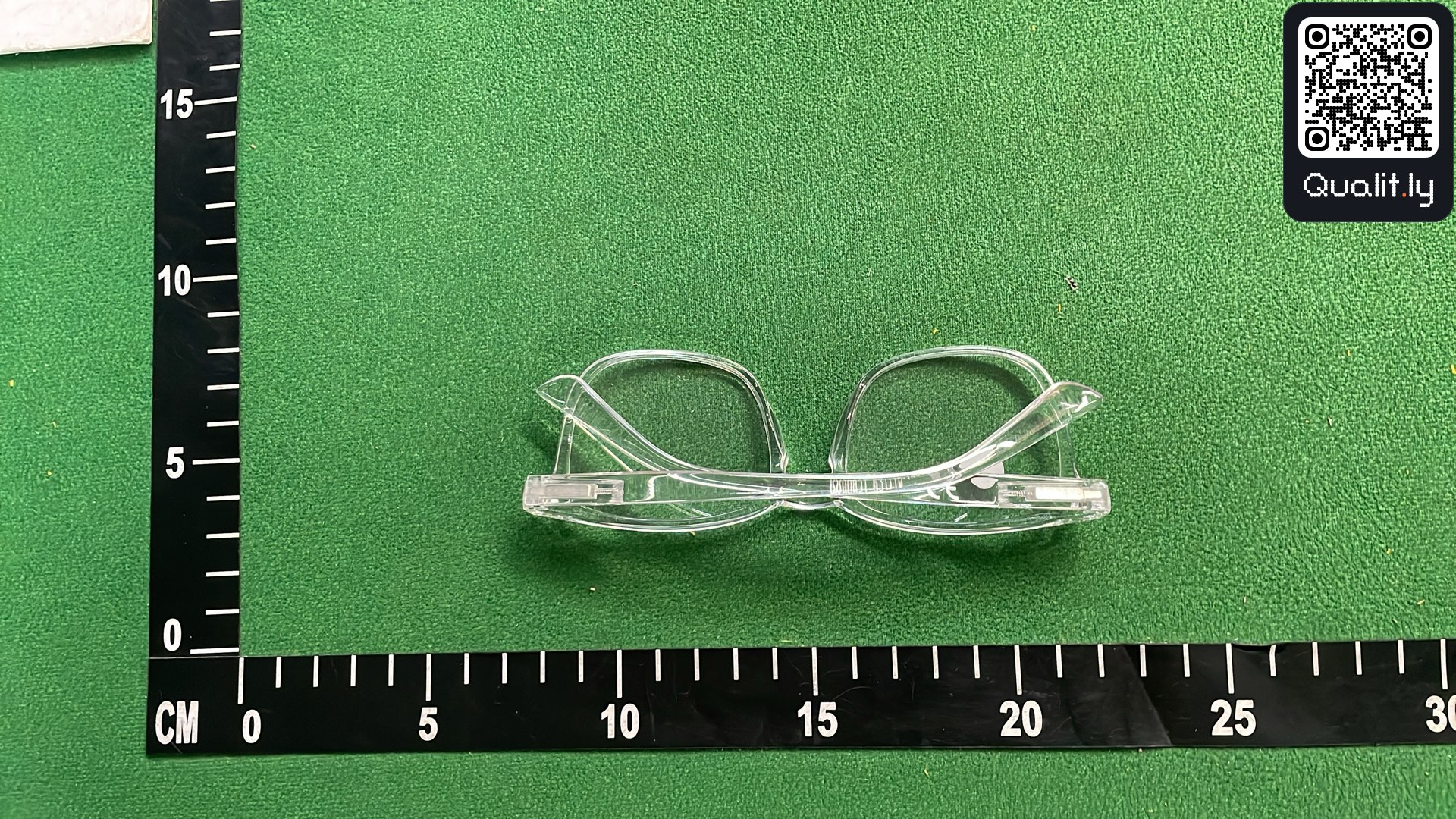 Sonnenbrille — QC-Foto 2 von 9