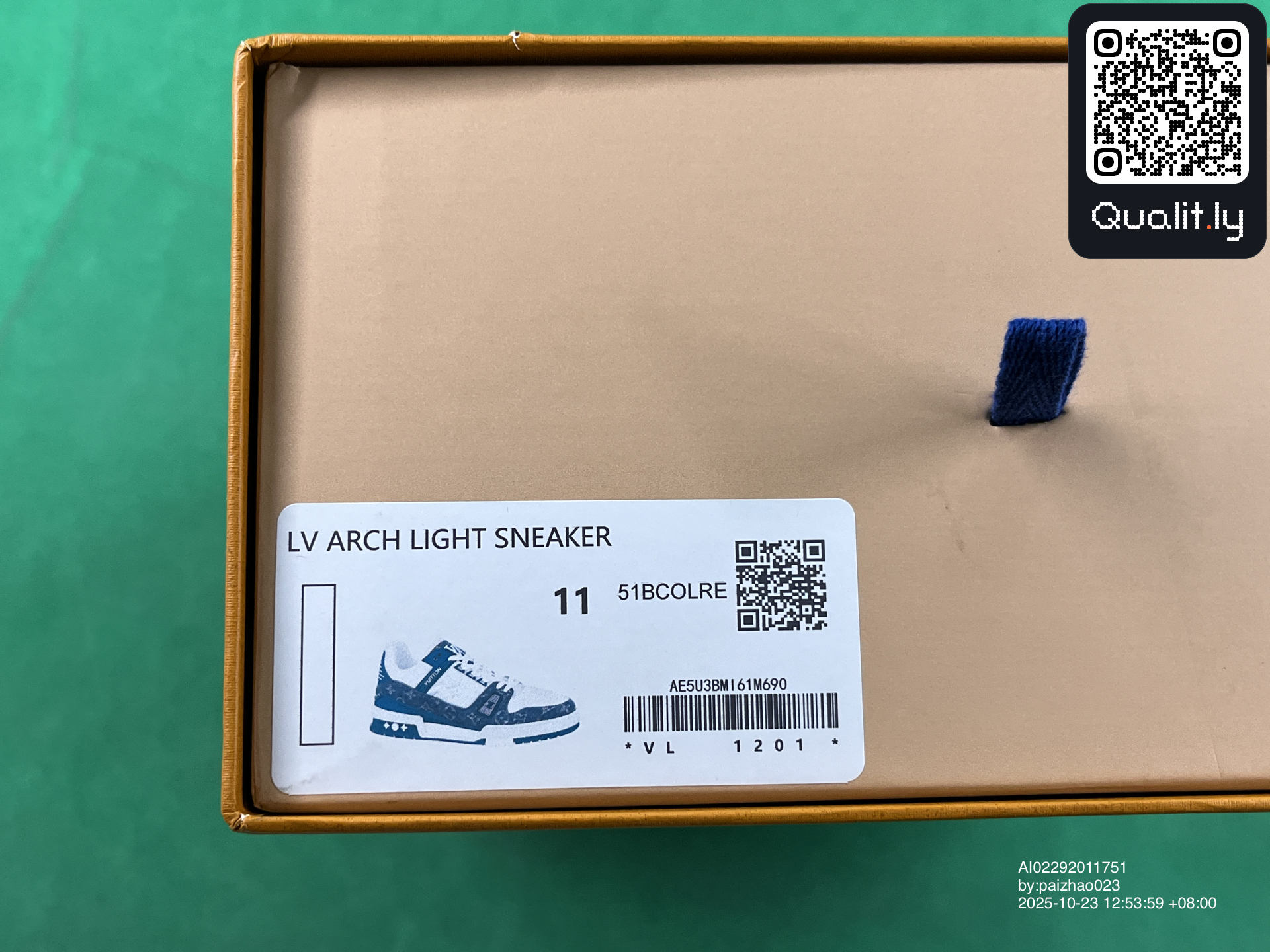 Sneakers — QC-foto 2 van 36