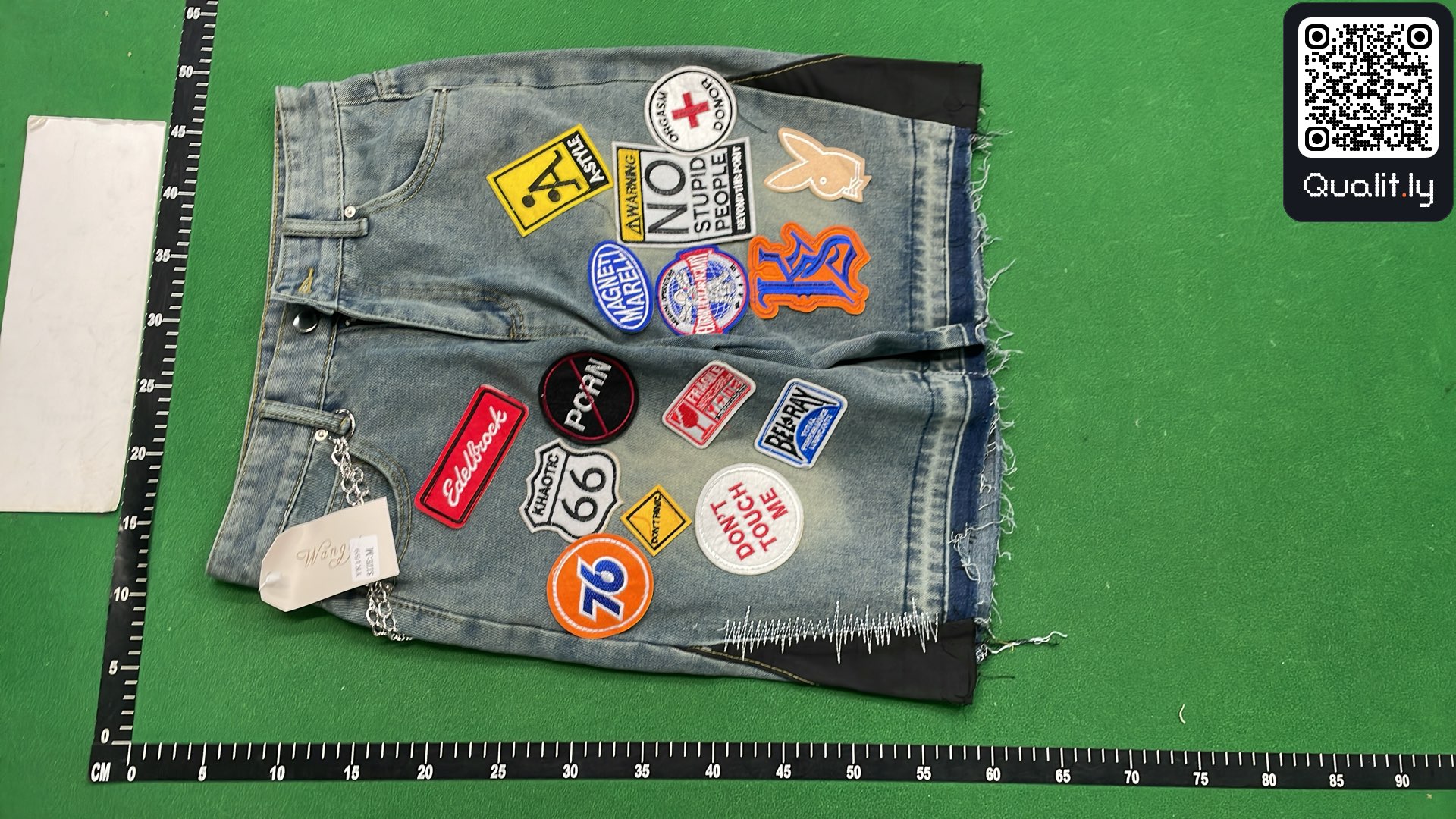 Jeans QC photo 2 of 4