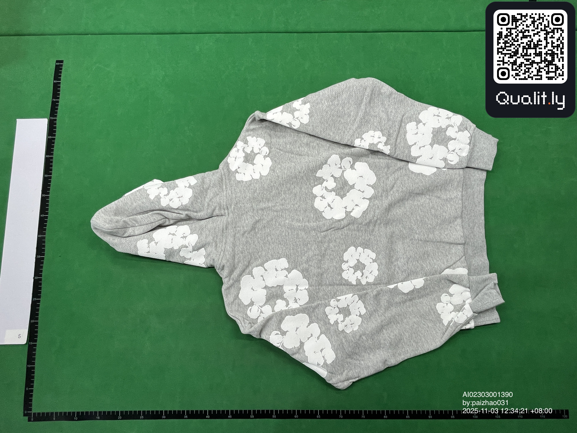 Hanorac cu glugă — fotografie QC 3 din 42