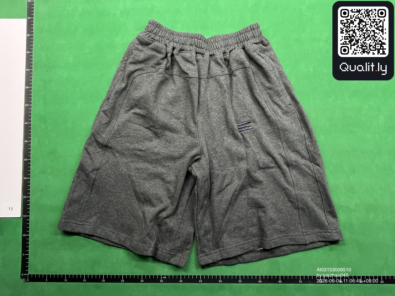 Sweatshirt QC photo 3 of 16