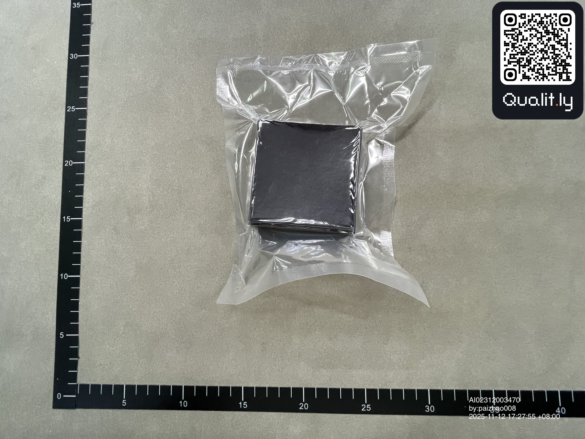 首饰 QC 照片 2 / 6