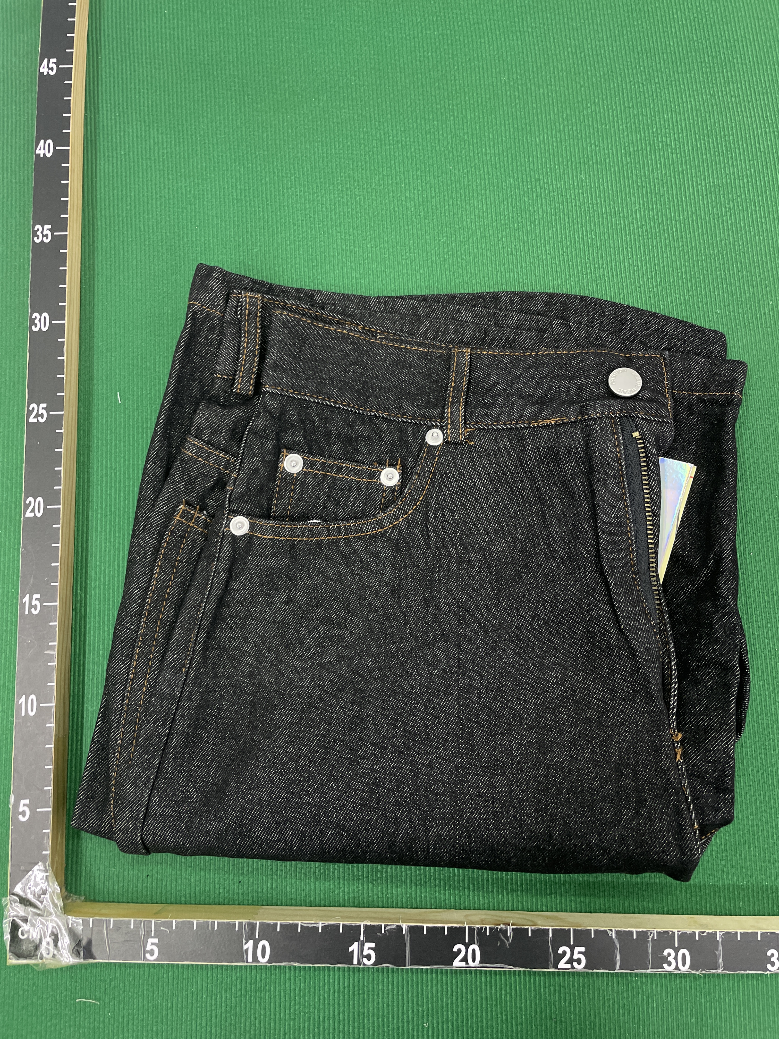 Jeans — QC-foto 1 van 17