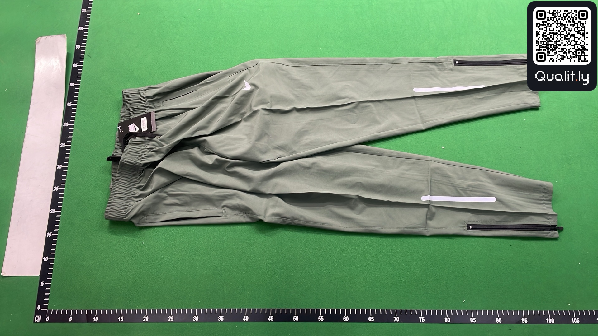 长裤 QC 照片 2 / 8