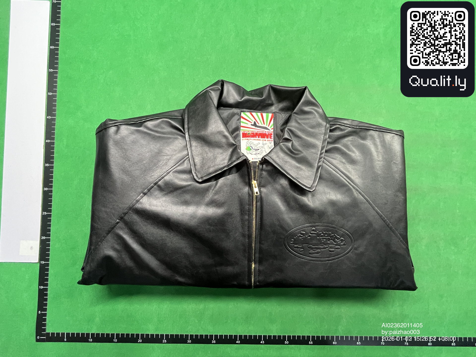 夹克 QC 照片 1 / 4