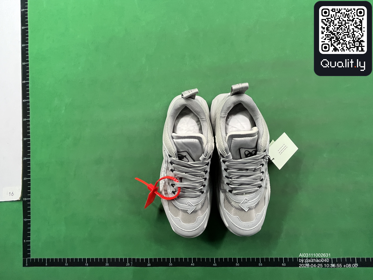 Pantofi sport — fotografie QC 1 din 6