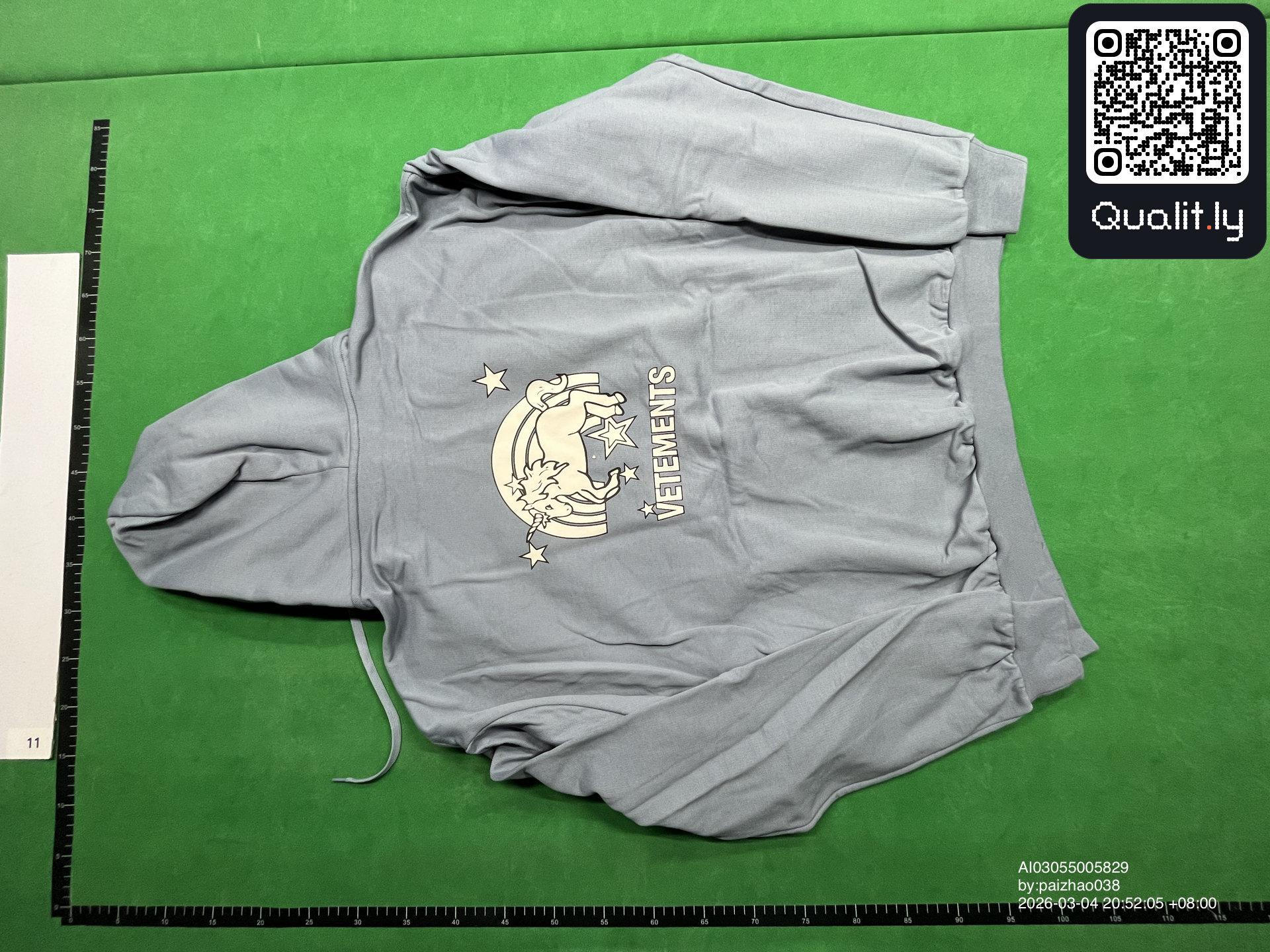 Hoodie — QC-foto 2 av 28