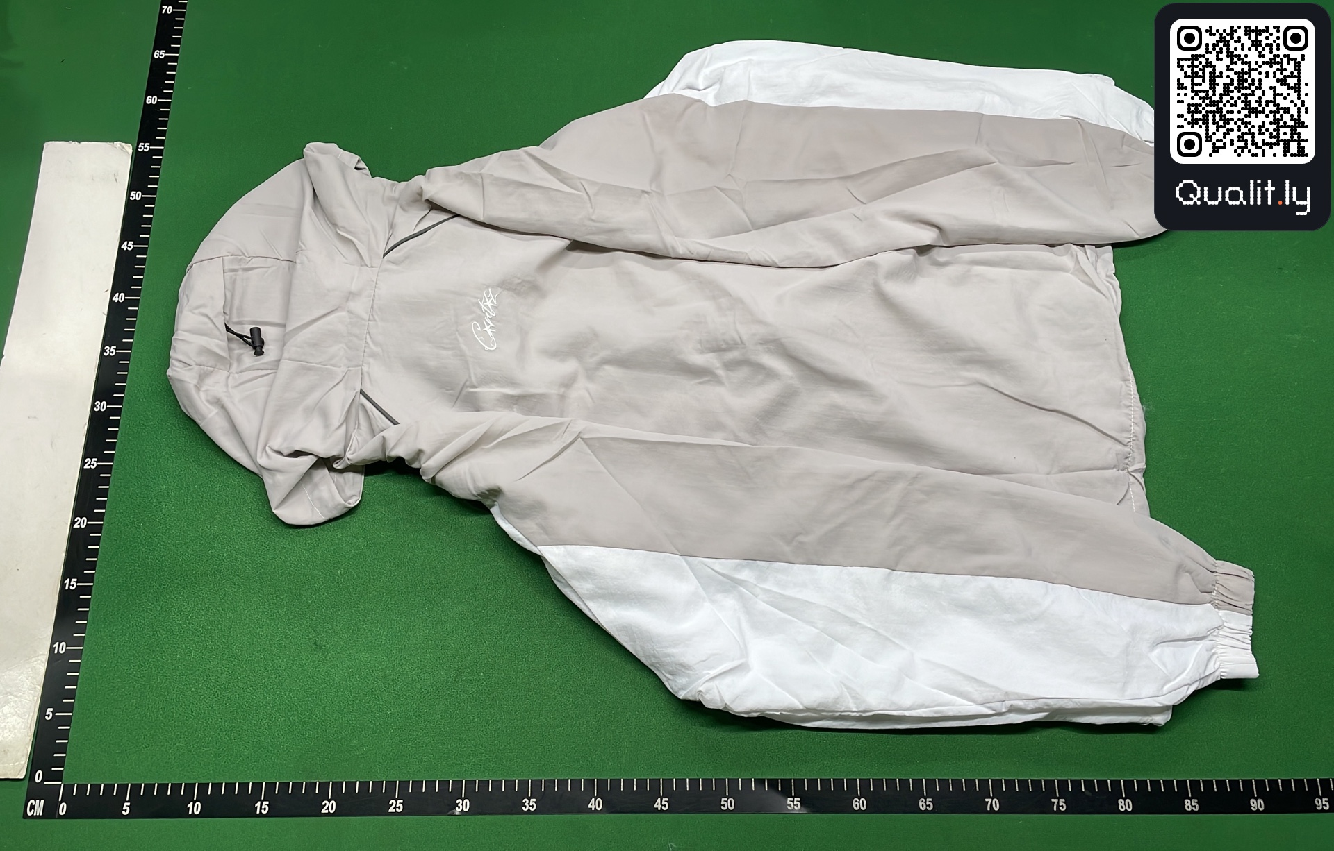 Jacket QC photo 3 of 5