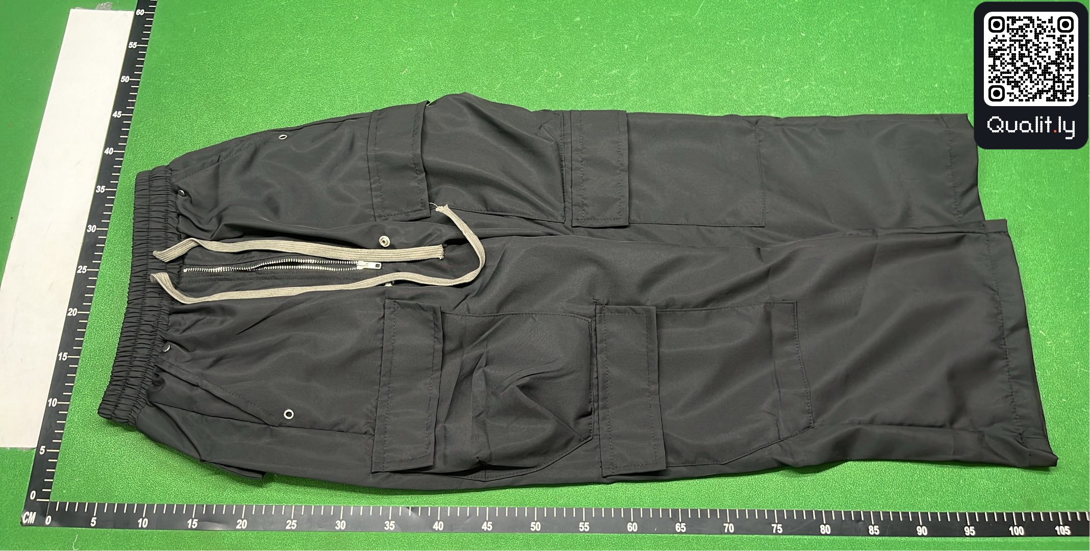 Hose — QC-Foto 2 von 8