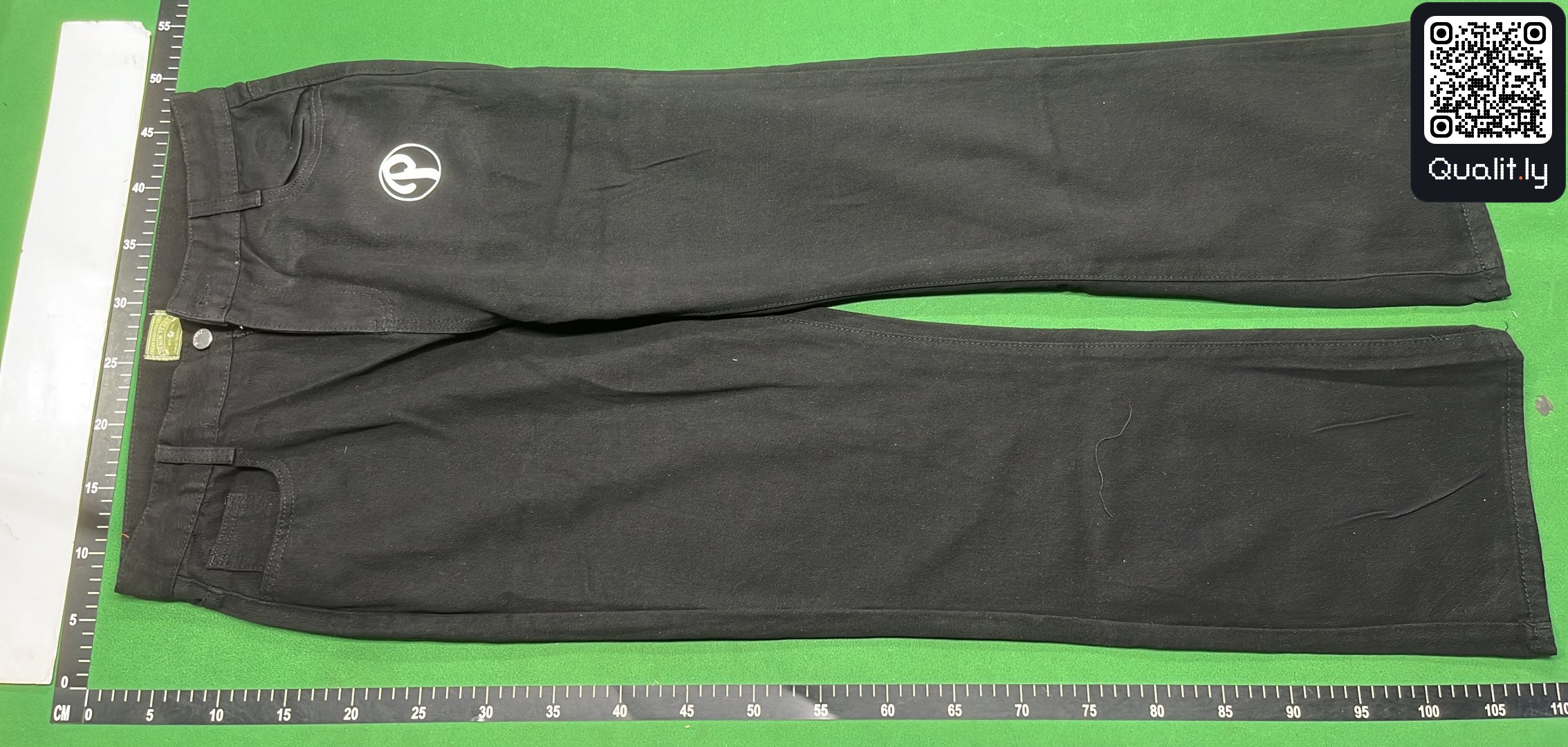 牛仔裤 QC 照片 2 / 12