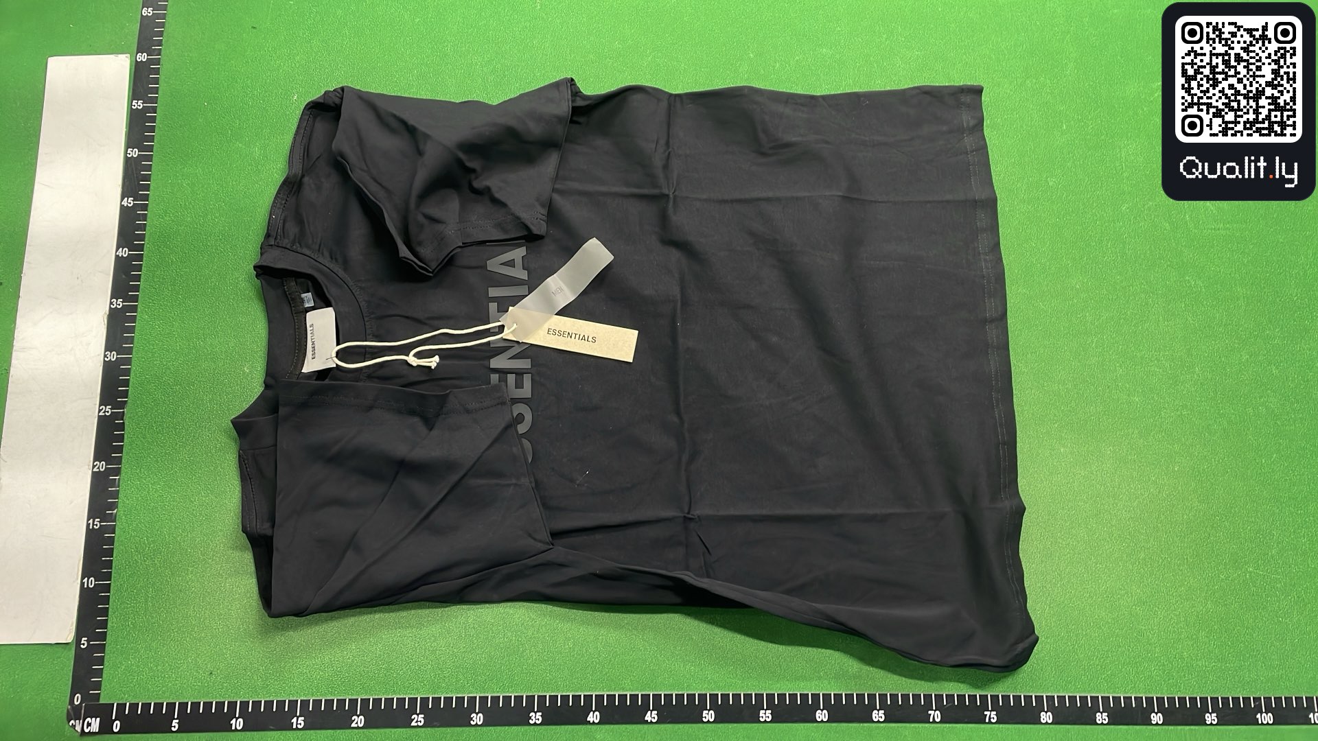 T-shirt QC photo 2 of 122