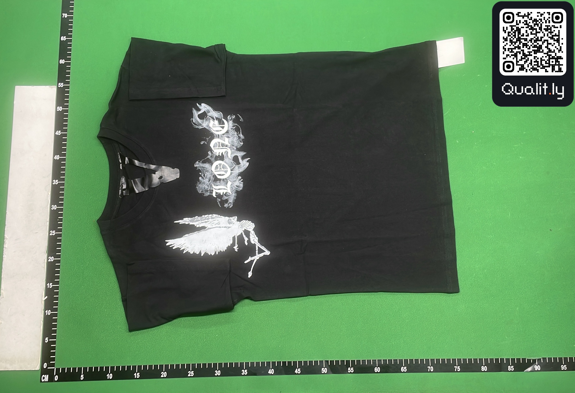 T-shirt QC photo 2 of 4