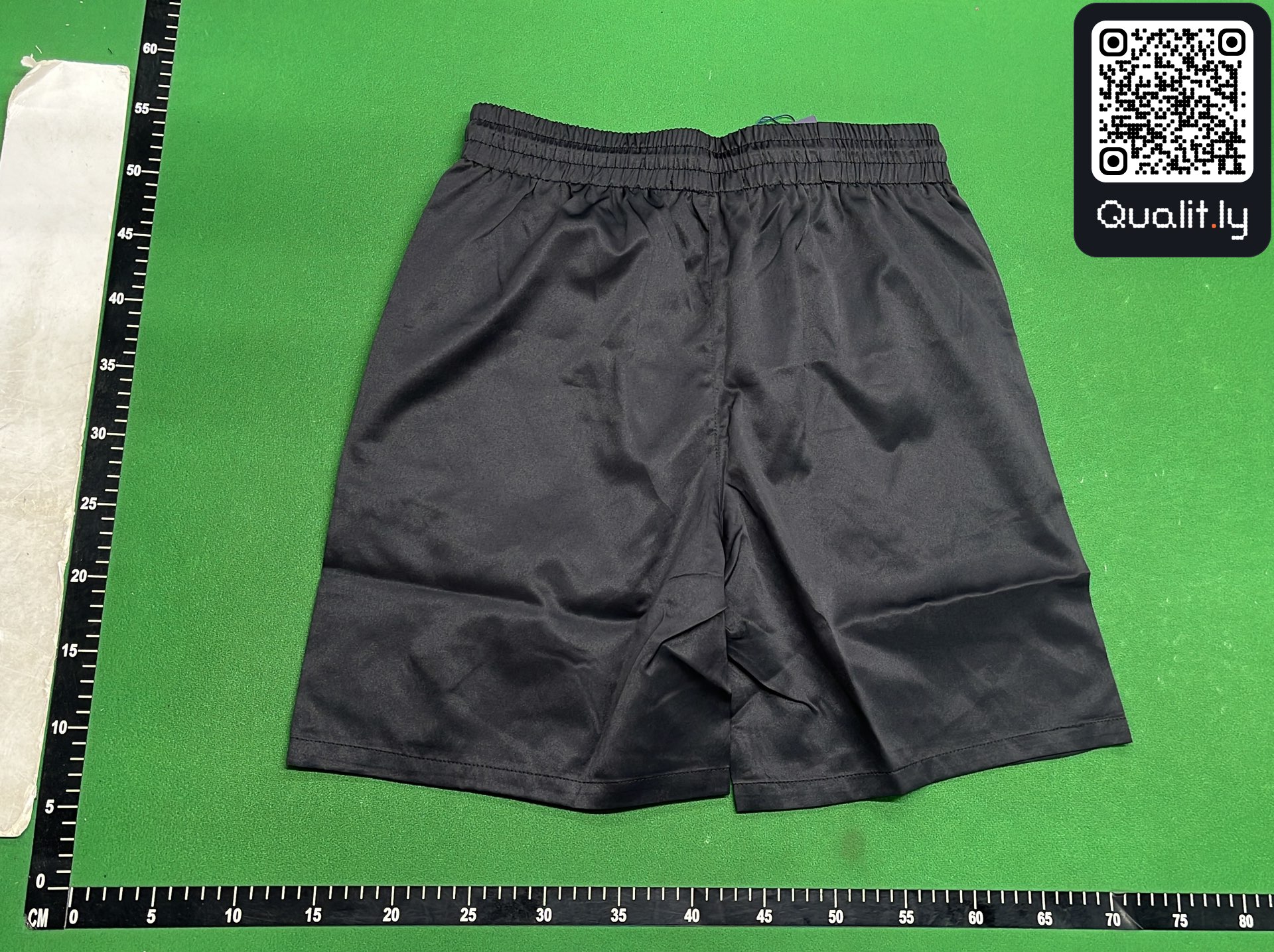 短裤 QC 照片 3 / 26