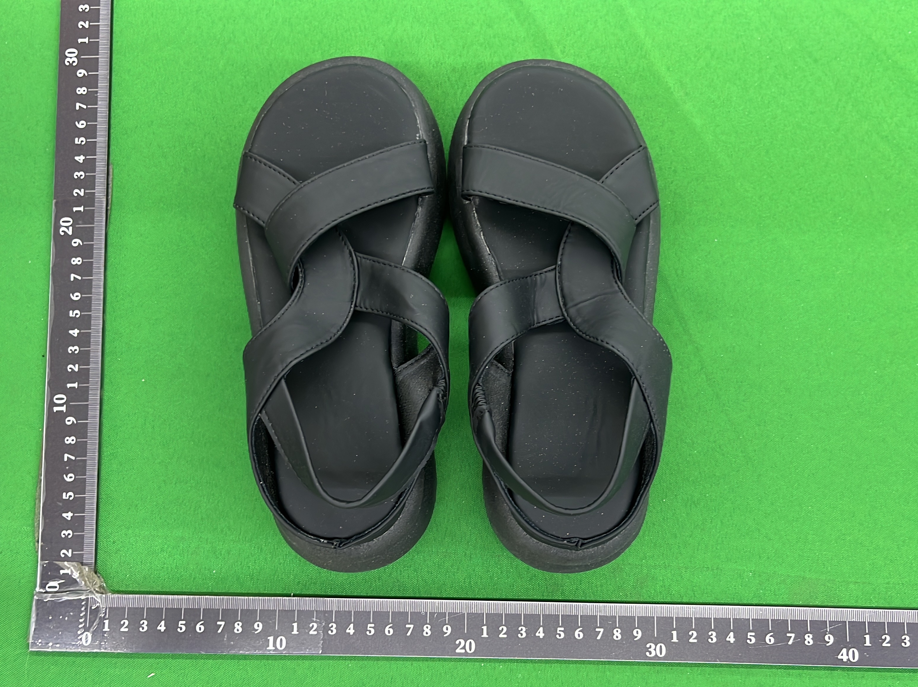 Slides QC photo 1 of 6