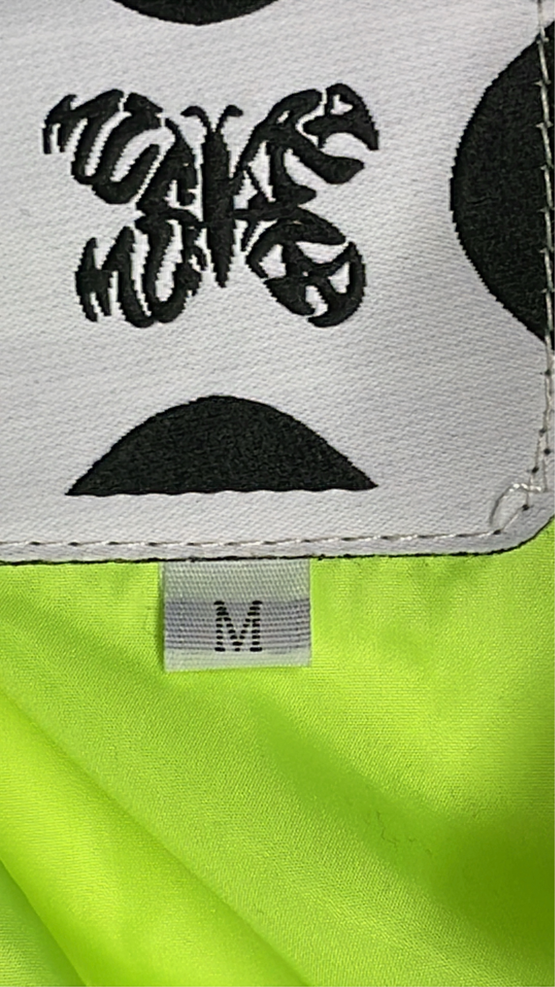 Veste — photo QC 1 sur 4