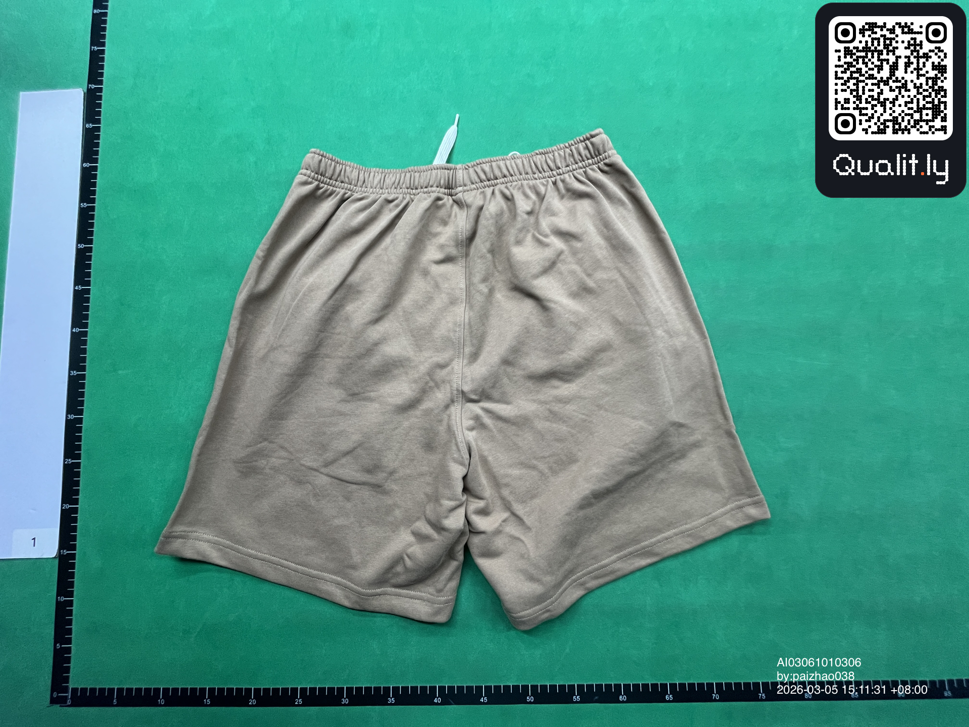 Shorts QC photo 2 of 46