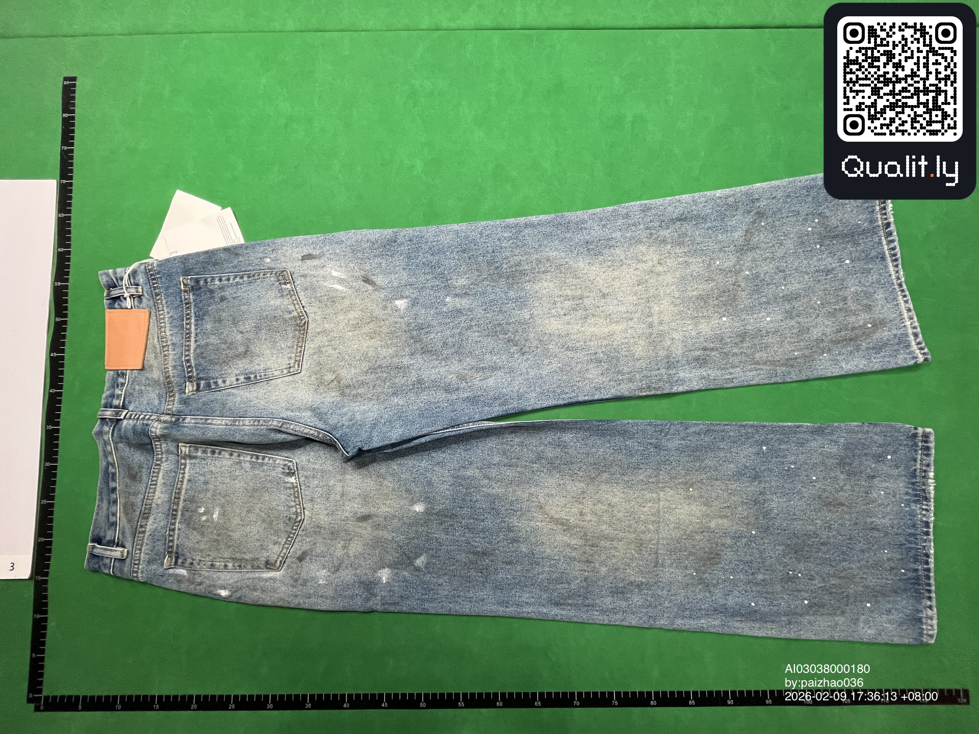 Jeans — QC-foto 2 van 10